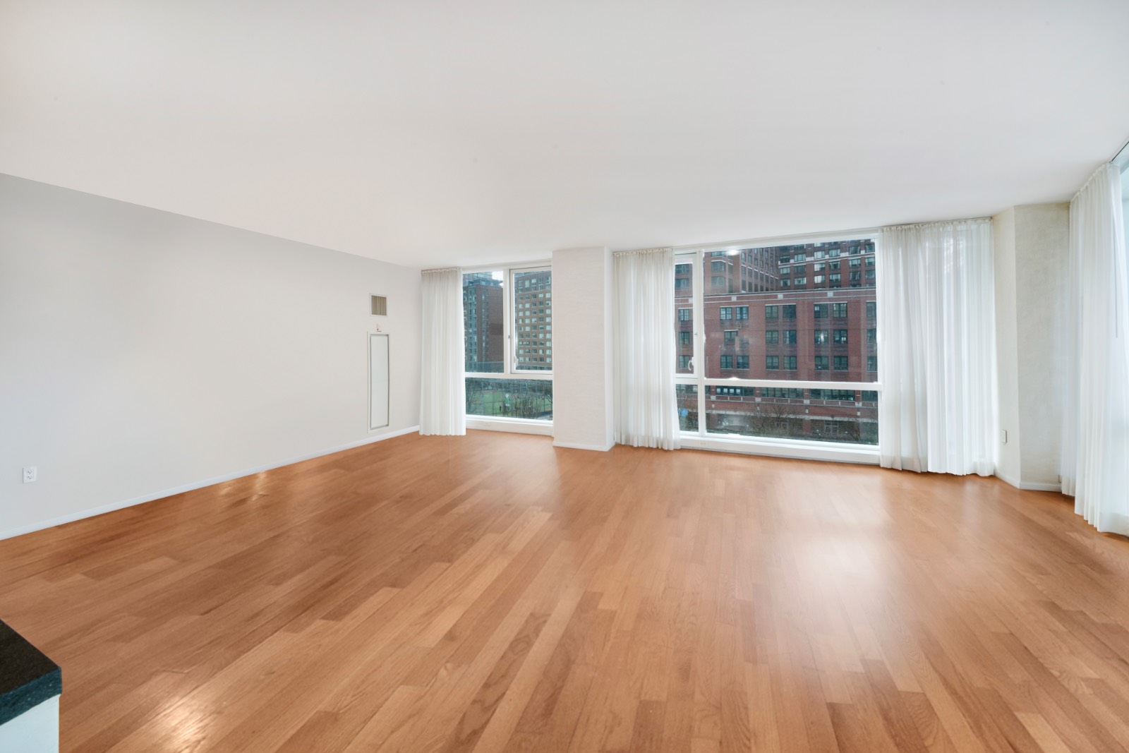 #8 photo, 200 Chambers, #5C, マンハッタン New York , NY 10007