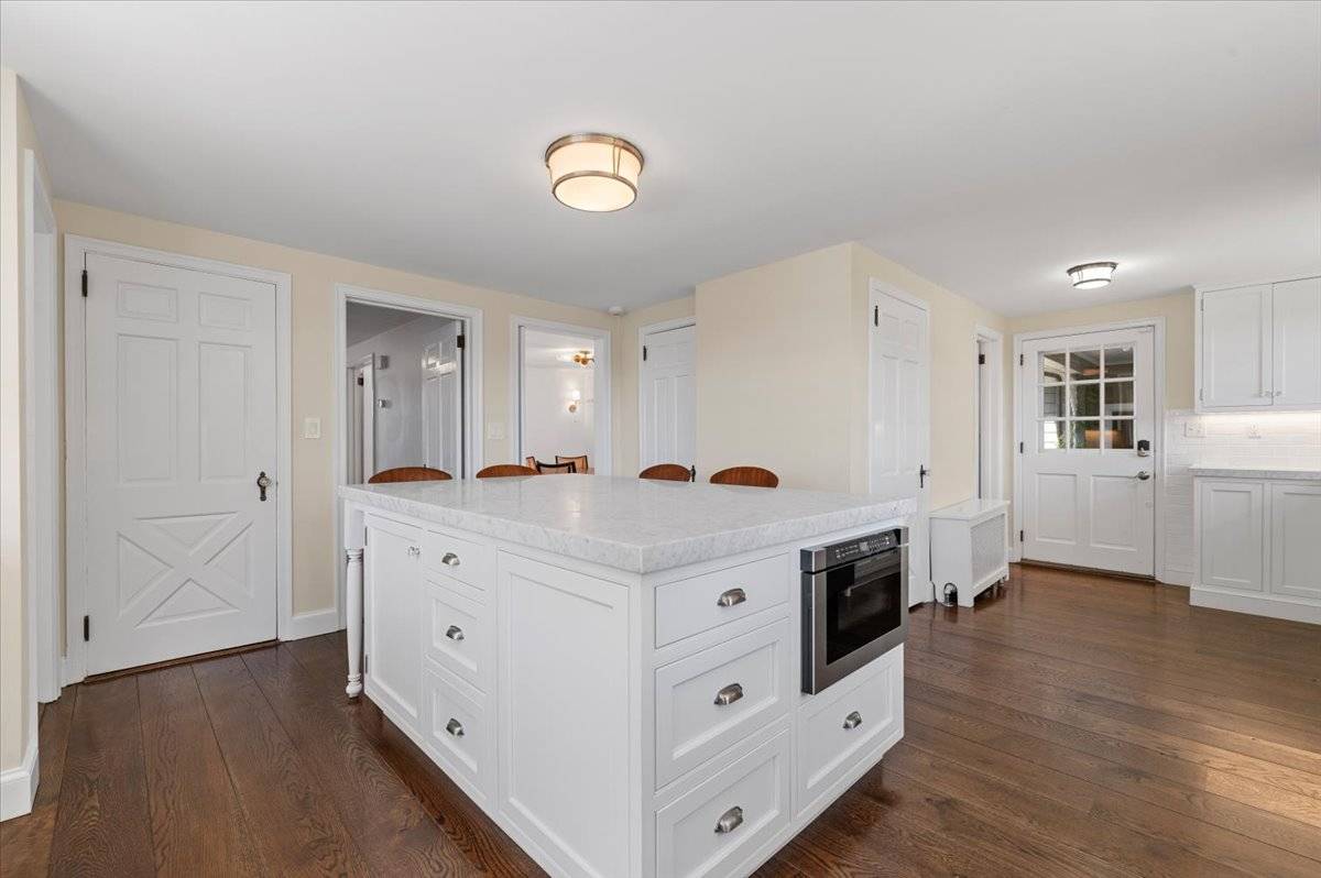 #14 photo, 2 STRONGS LN, サフォーク郡 Water Mill , NY 11976