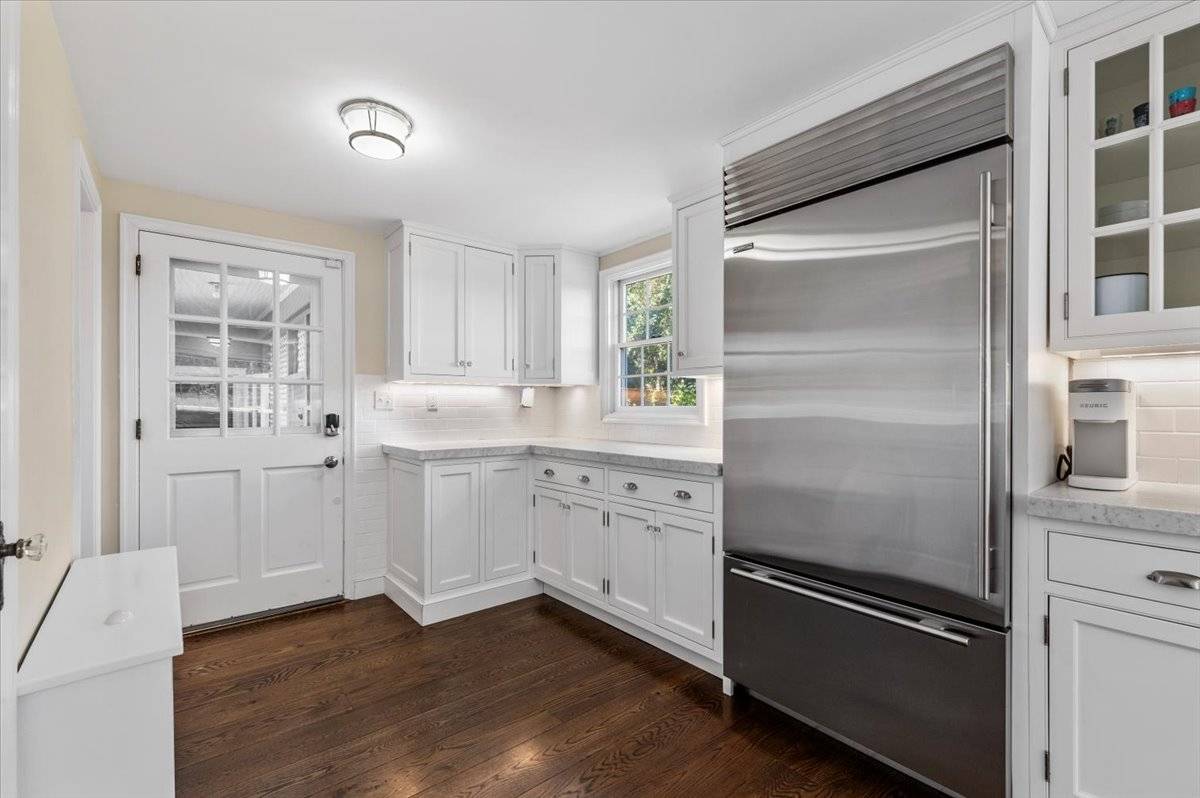 #17 photo, 2 STRONGS LN, サフォーク郡 Water Mill , NY 11976