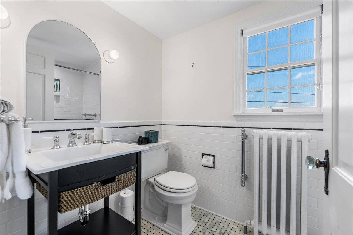 #21 photo, 2 STRONGS LN, サフォーク郡 Water Mill , NY 11976