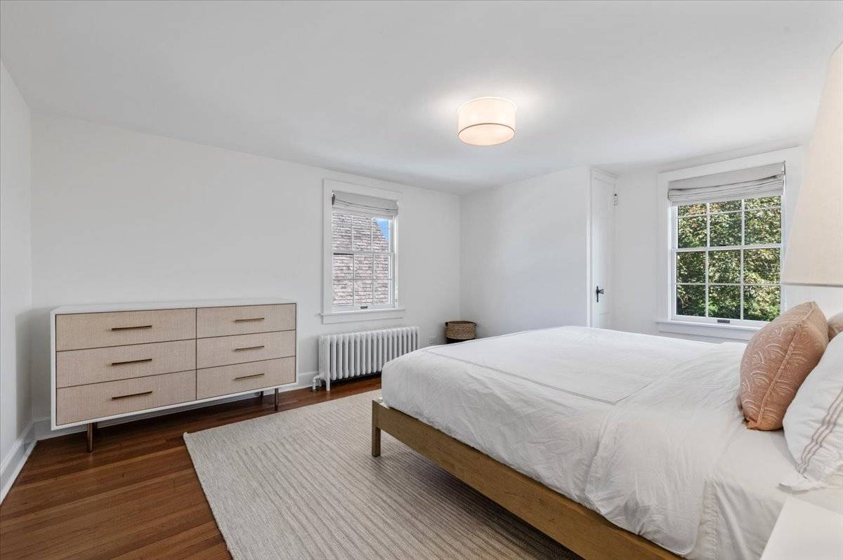 #25 photo, 2 STRONGS LN, サフォーク郡 Water Mill , NY 11976