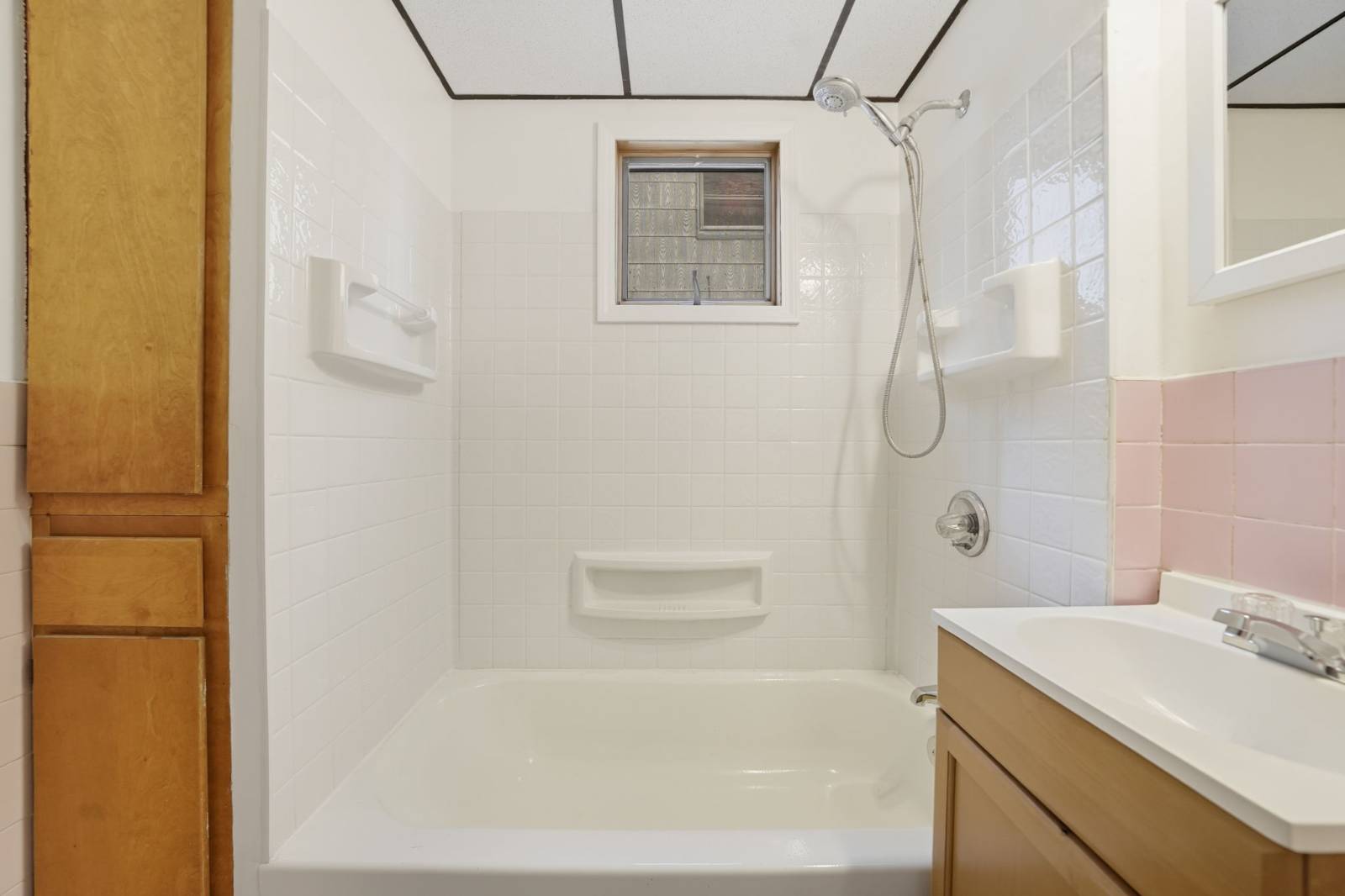 #24 photo, 102 Ullman Street, Buffalo , NY 14207