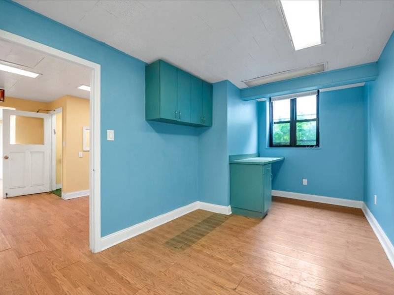 #12 photo, 2 West End Ave, #SU2, Manhattan Beach , NY 11235