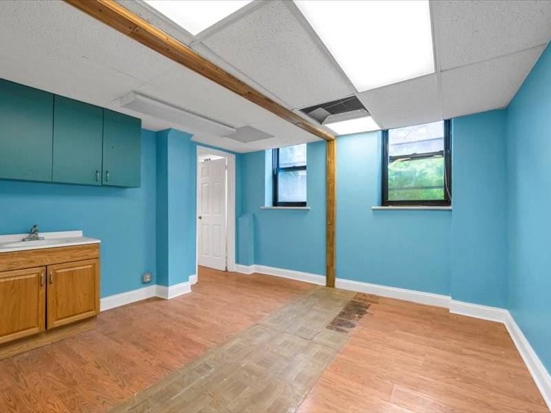 #2 photo, 2 West End Ave, #SU2, Manhattan Beach , NY 11235