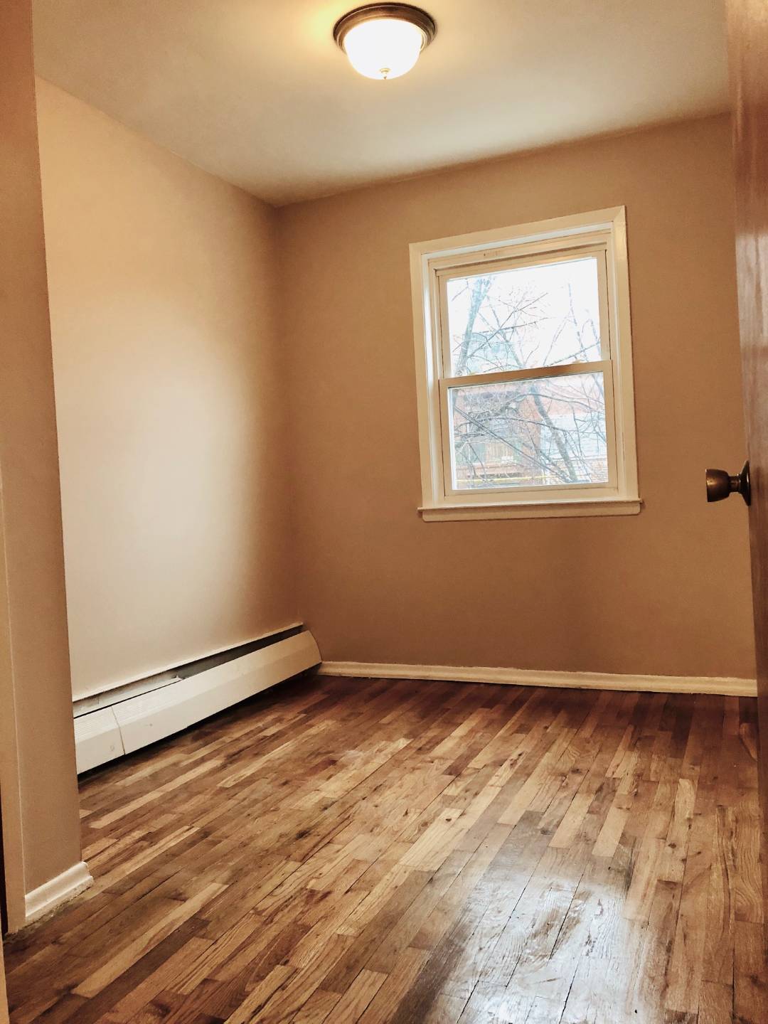 #3 photo, 135-32 82nd Ave, Briarwood , NY 11435