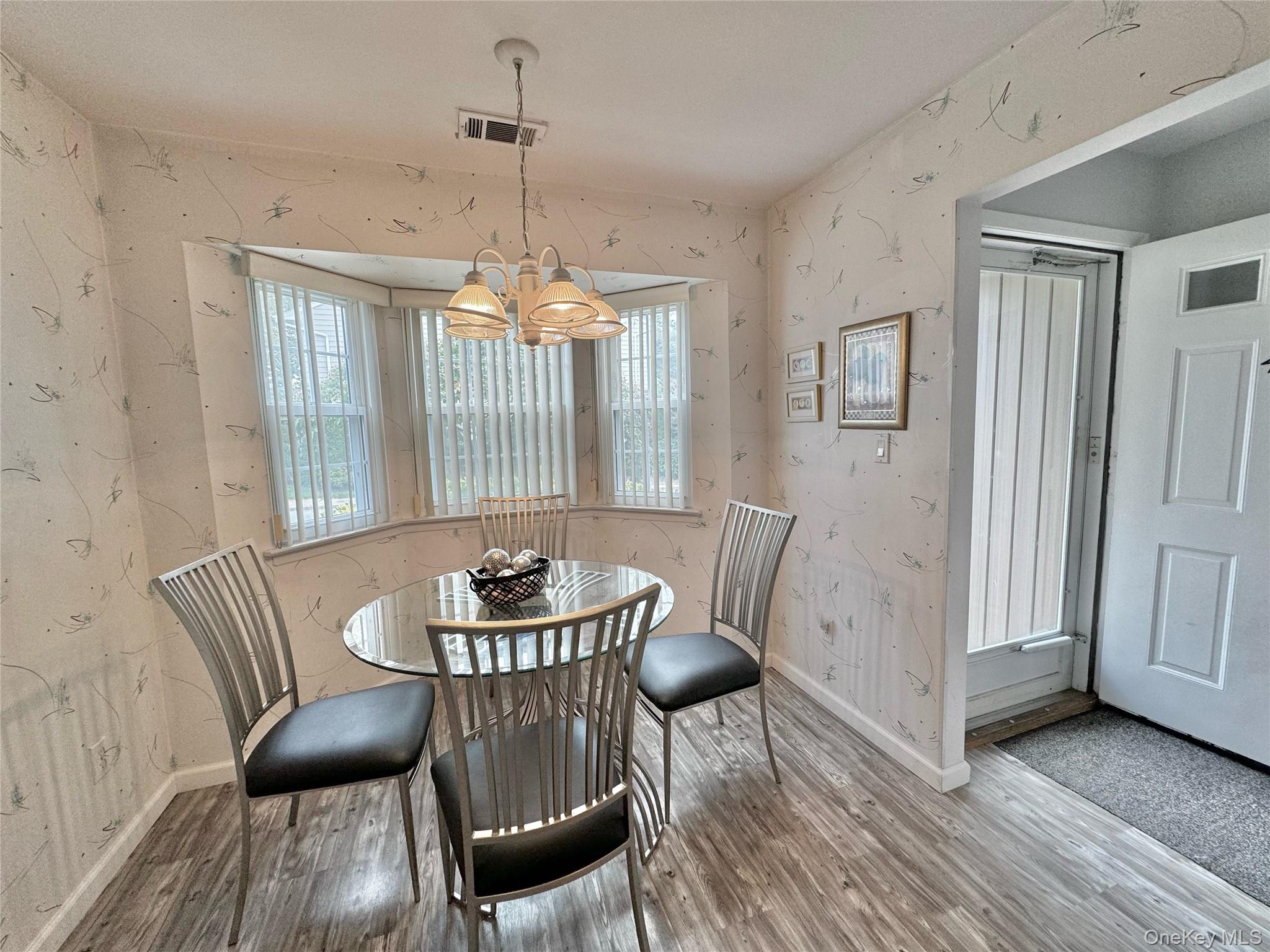 #6 photo, 45 W Aspen Drive, Woodbury , NY 11797