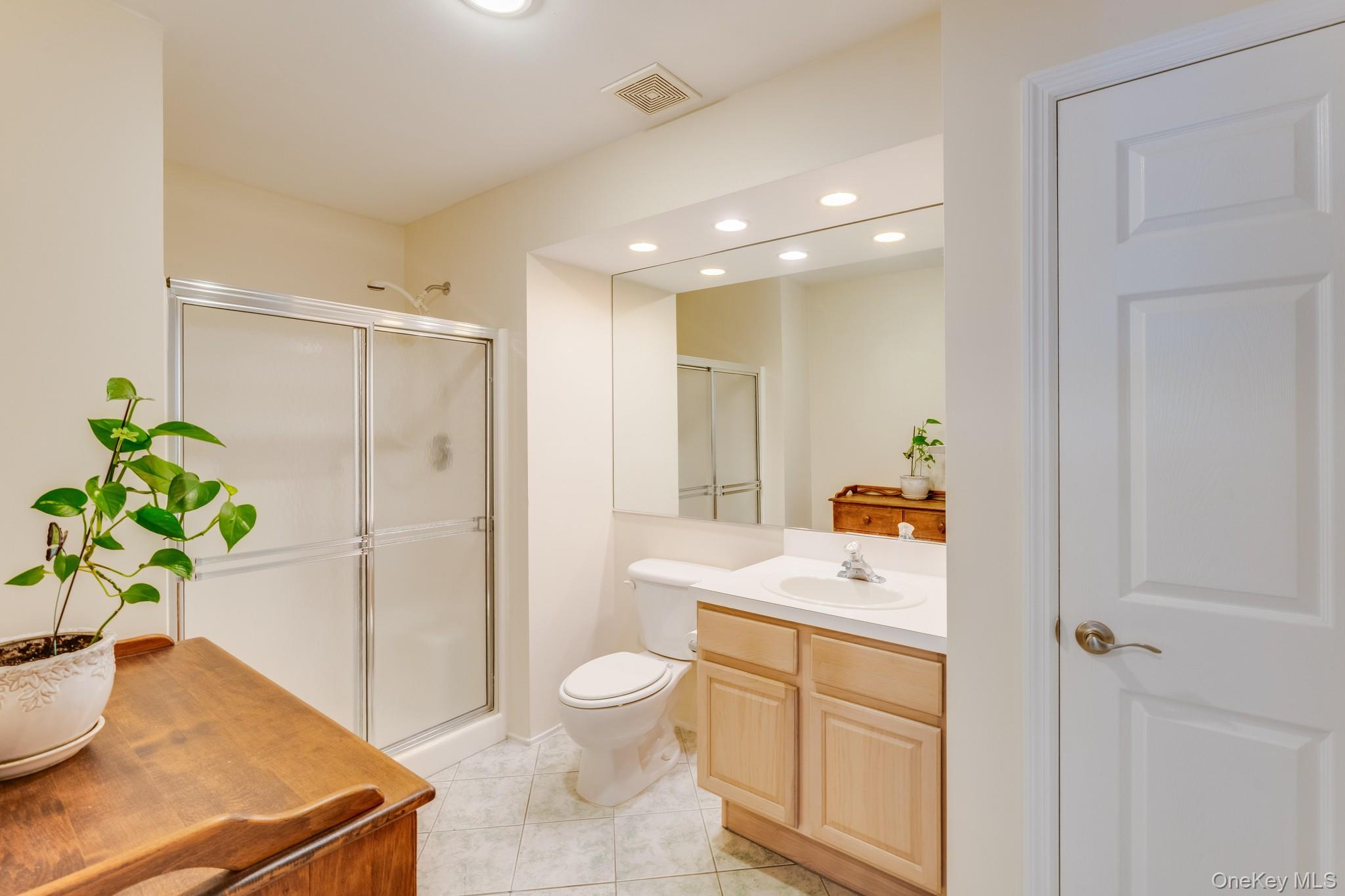 #13 photo, 71 Biltmore Circle, 东长岛 亨廷顿站 Huntington Station , NY 11746