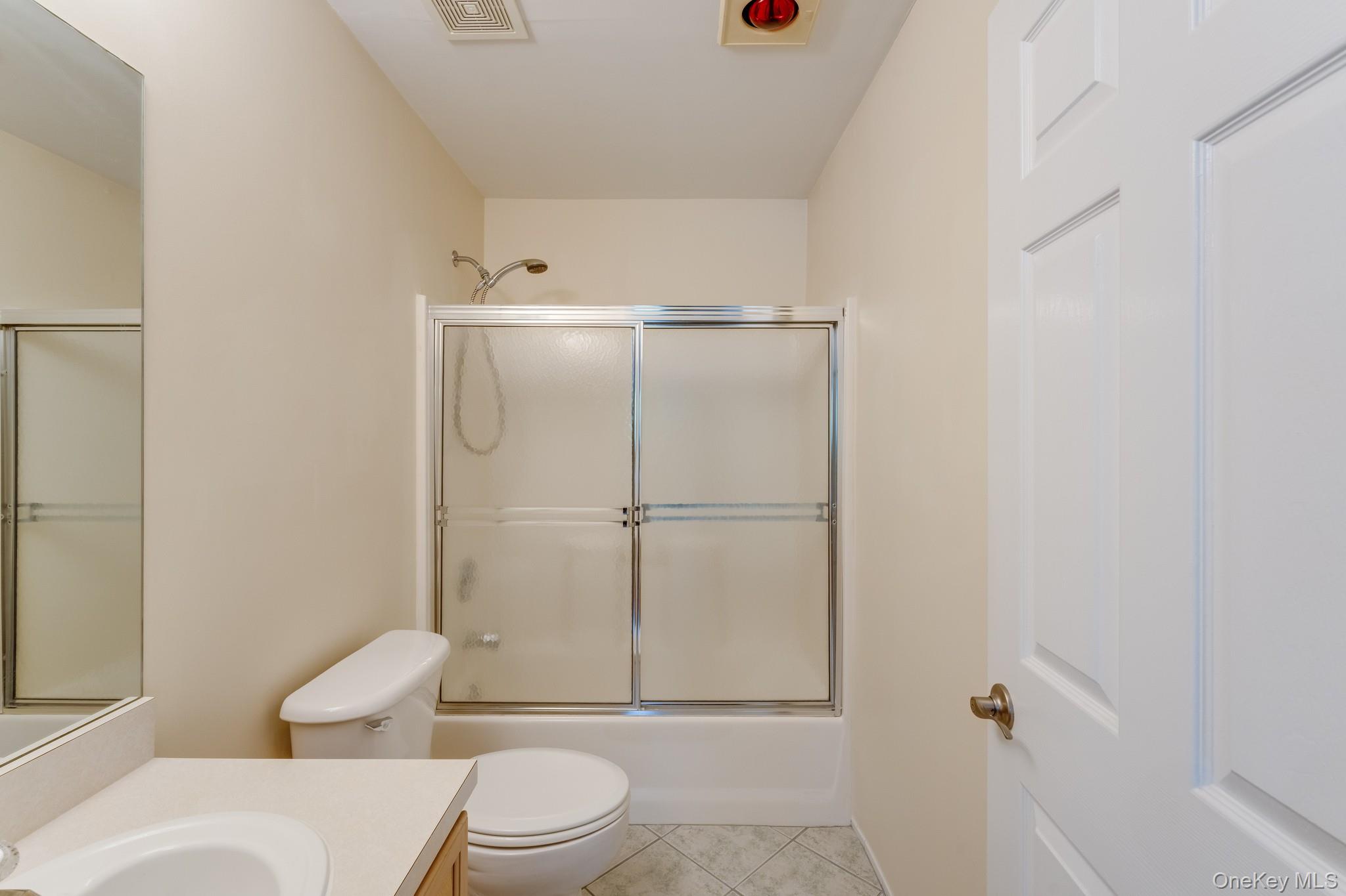 #16 photo, 71 Biltmore Circle, 东长岛 亨廷顿站 Huntington Station , NY 11746