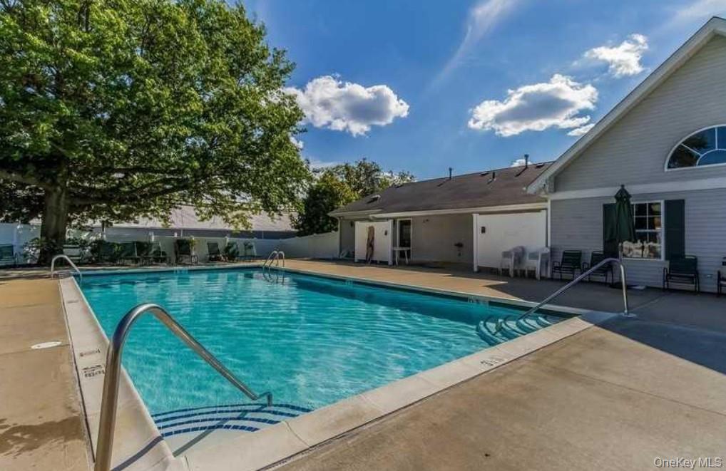 #20 photo, 71 Biltmore Circle, 东长岛 亨廷顿站 Huntington Station , NY 11746