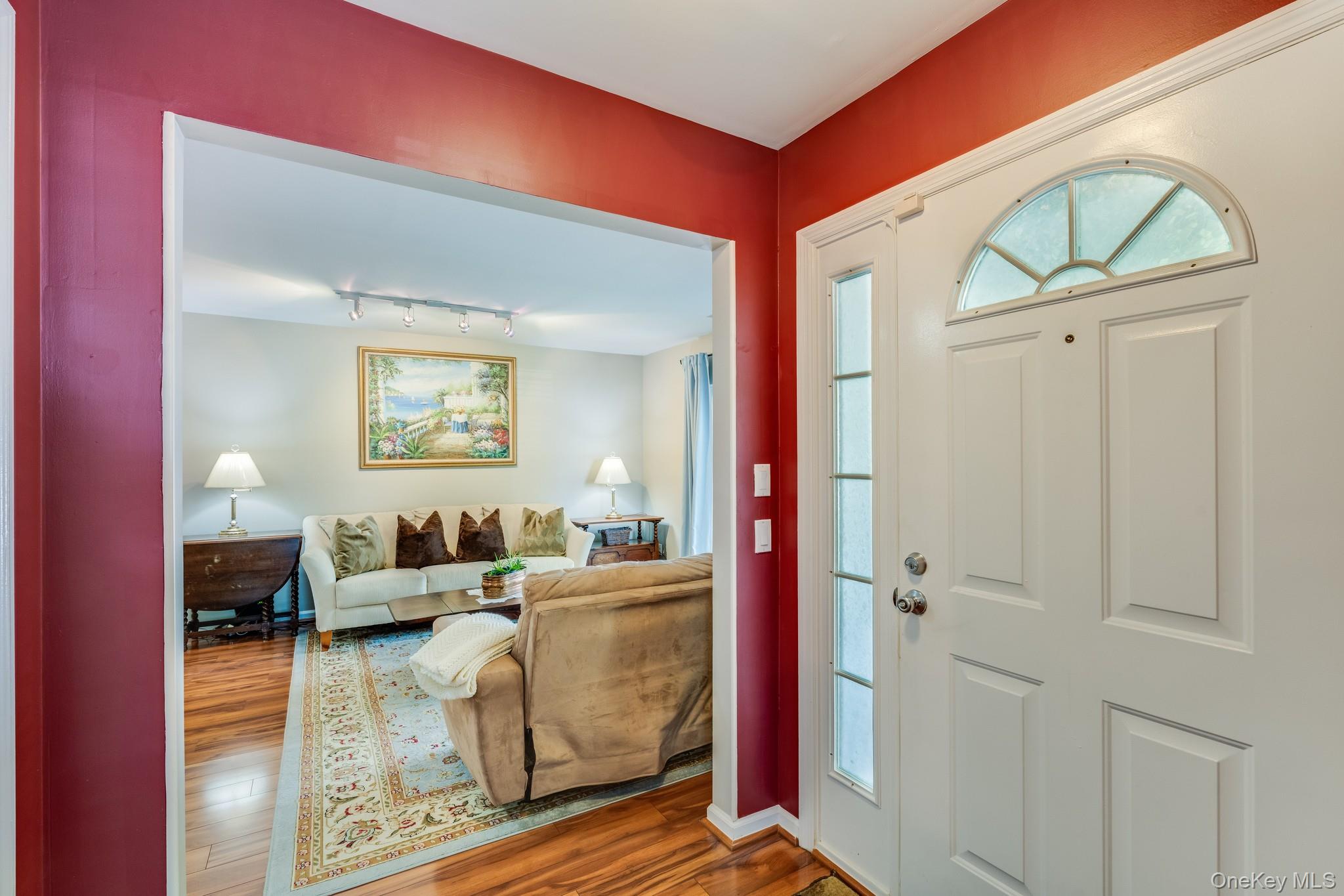 #4 photo, 71 Biltmore Circle, 东长岛 亨廷顿站 Huntington Station , NY 11746