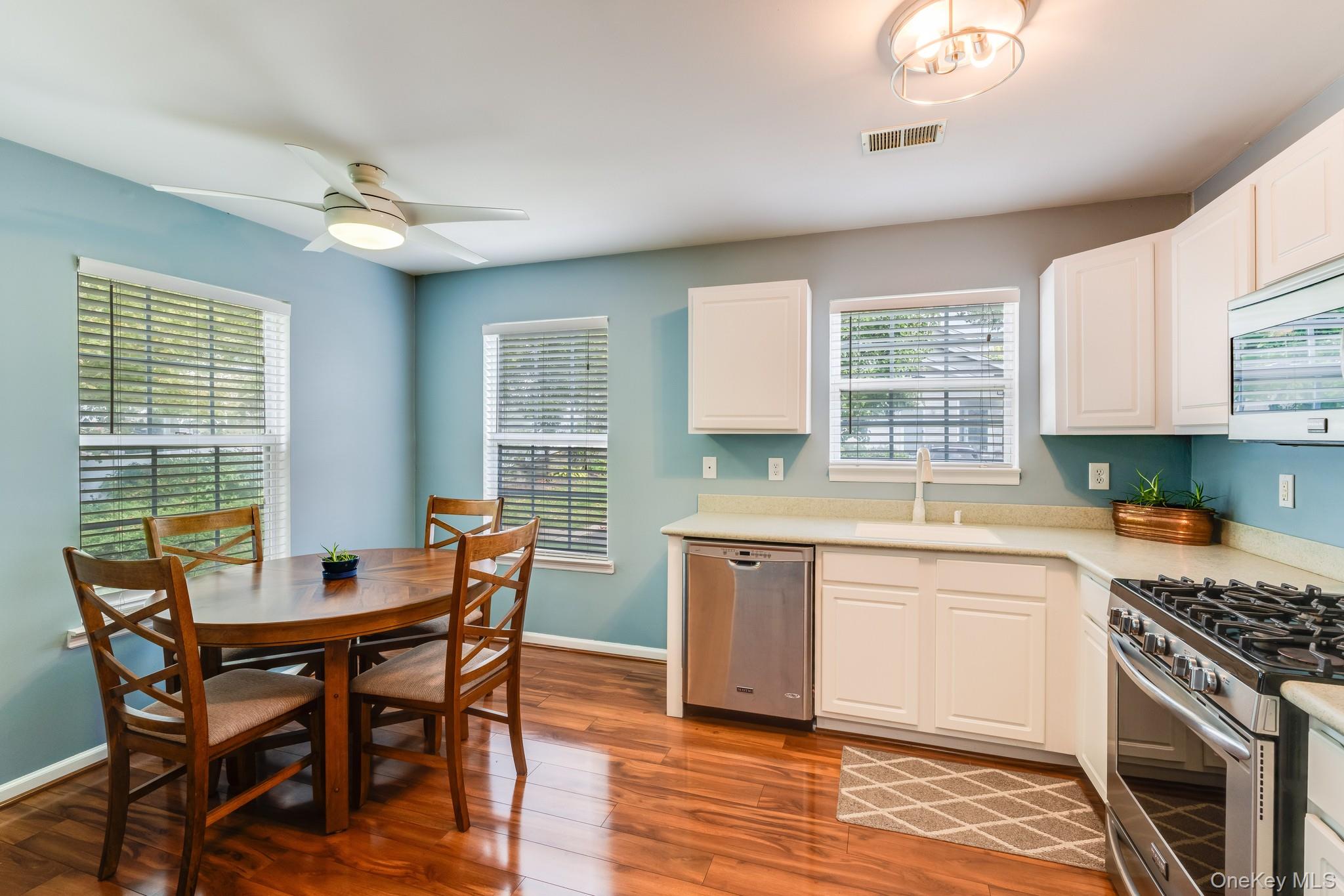 #7 photo, 71 Biltmore Circle, 东长岛 亨廷顿站 Huntington Station , NY 11746