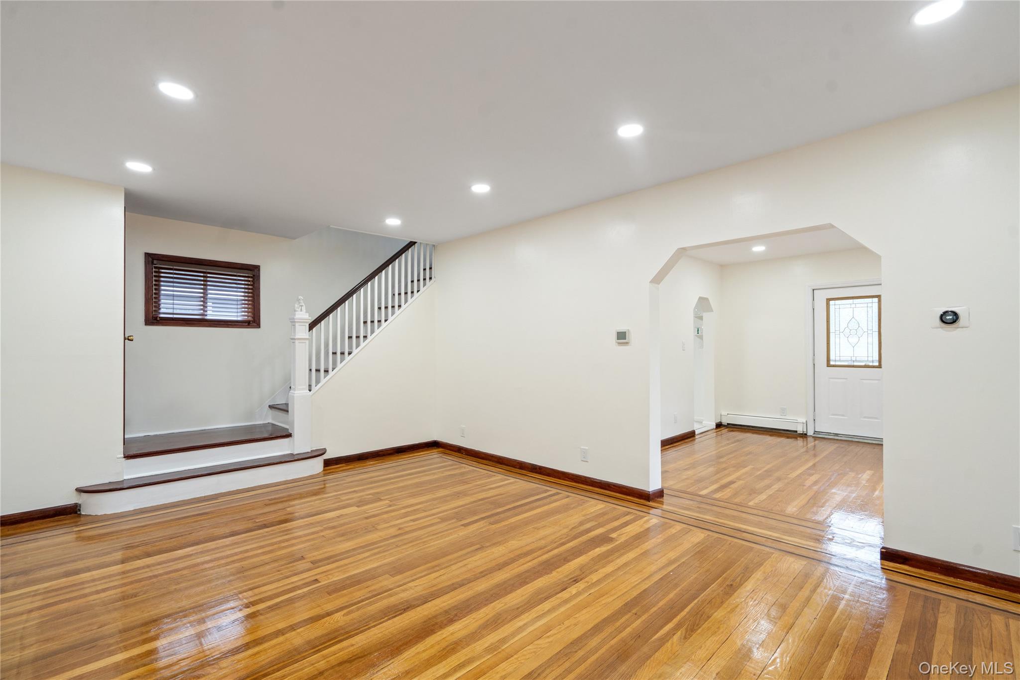 #6 photo, 224 Bryant Avenue, Floral Park , NY 11001