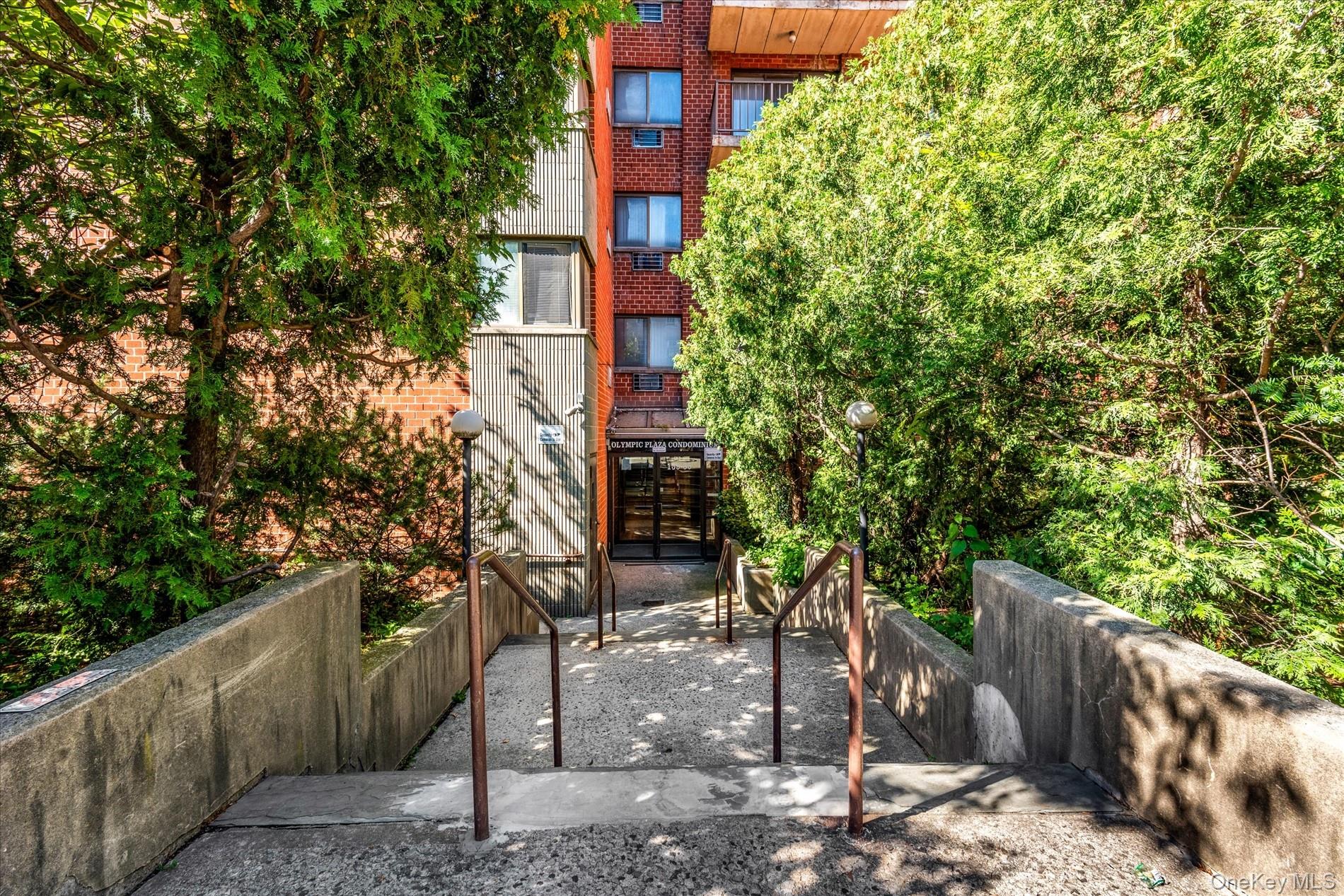 #3 photo, 139-35 35th Avenue, クイーンズ区 Flushing , NY 11354