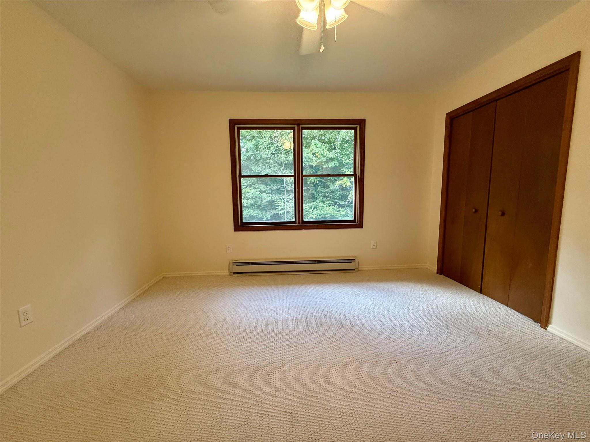 #20 photo, 87 Oregon Trail, Pine Bush , NY 12566