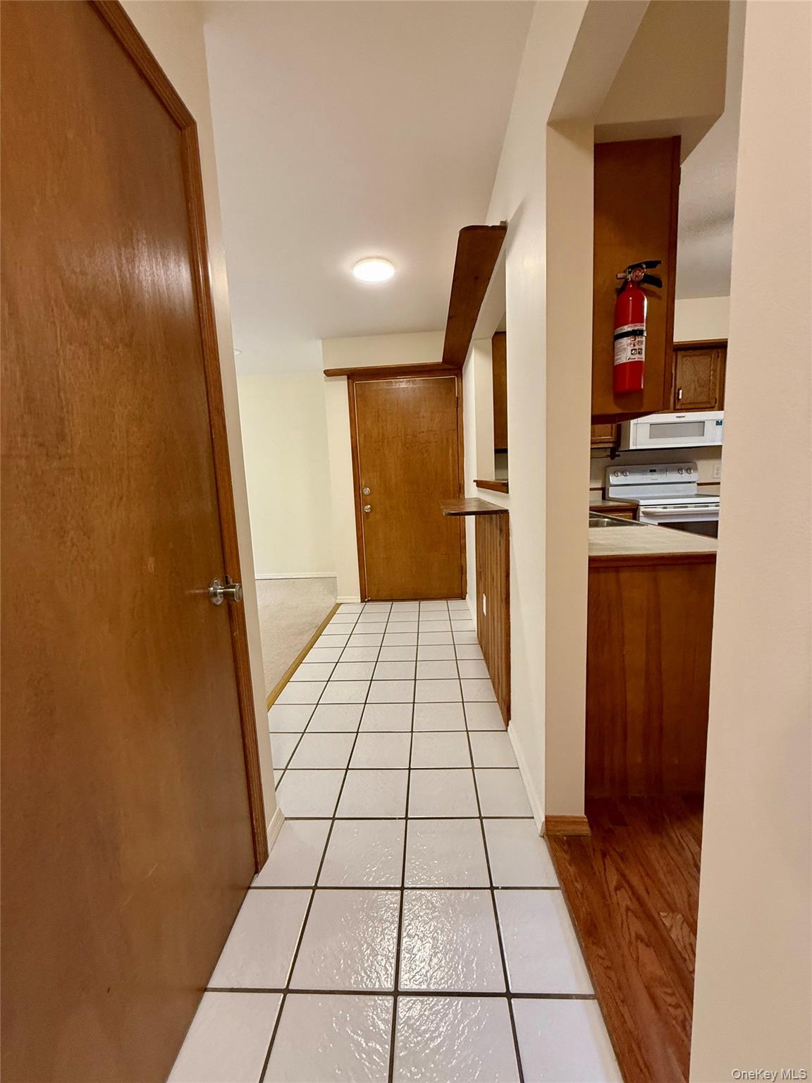 #7 photo, 87 Oregon Trail, Pine Bush , NY 12566