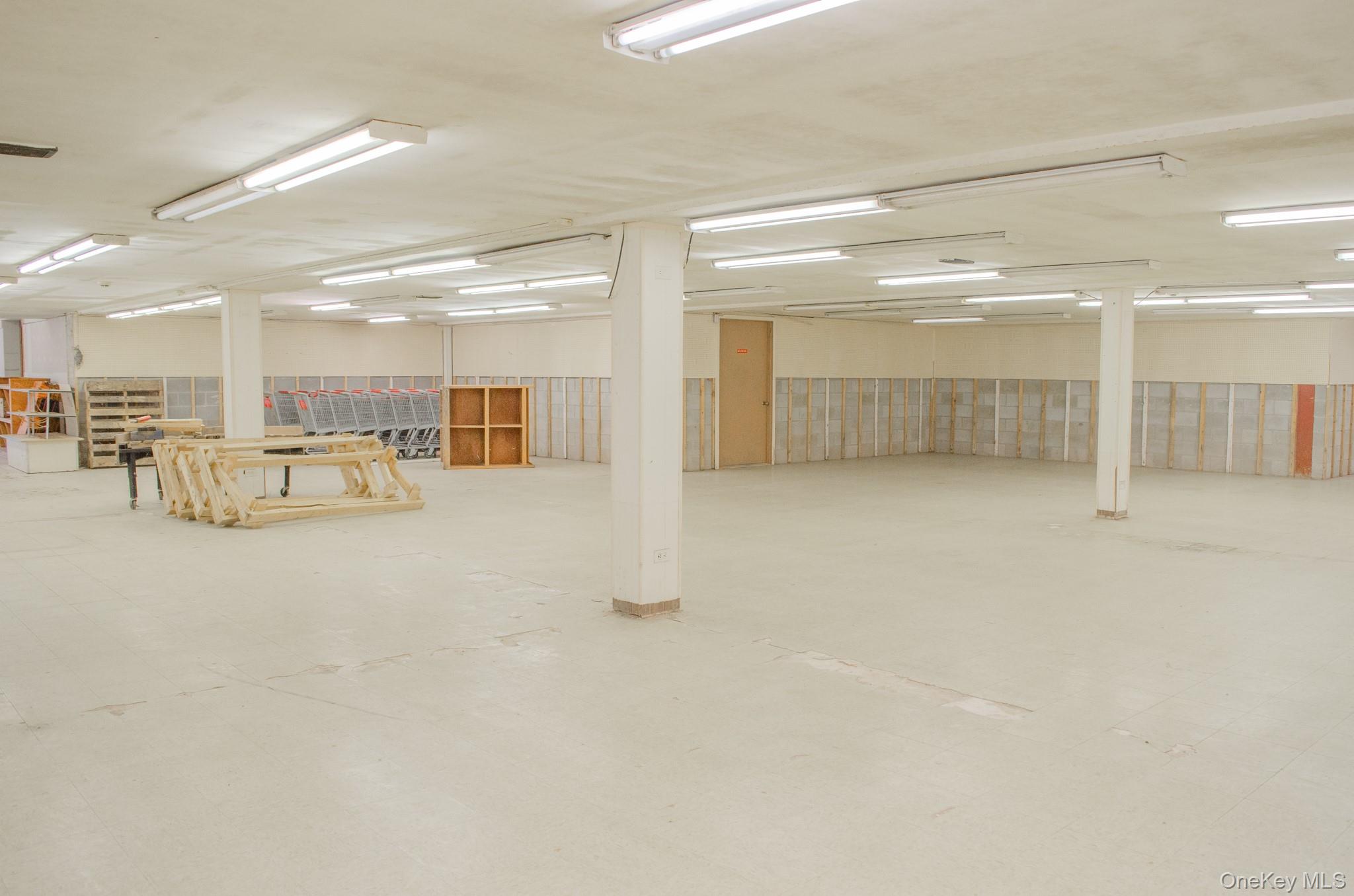 #17 photo, 4115-4125 Rt-28, Boiceville , NY 12412