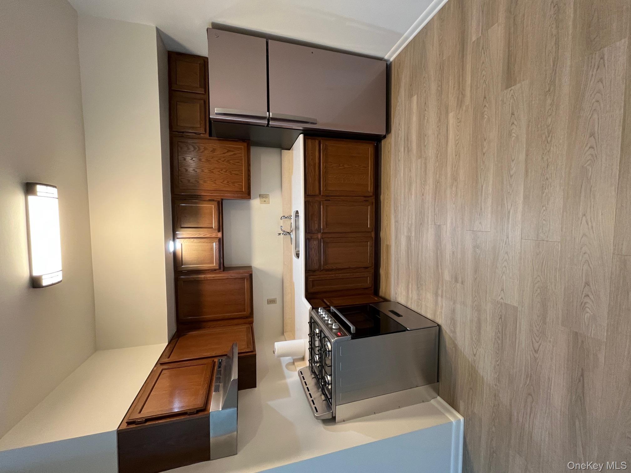 #1 photo, 1 N Rockland Rockland Avenue, Congers , NY 10920