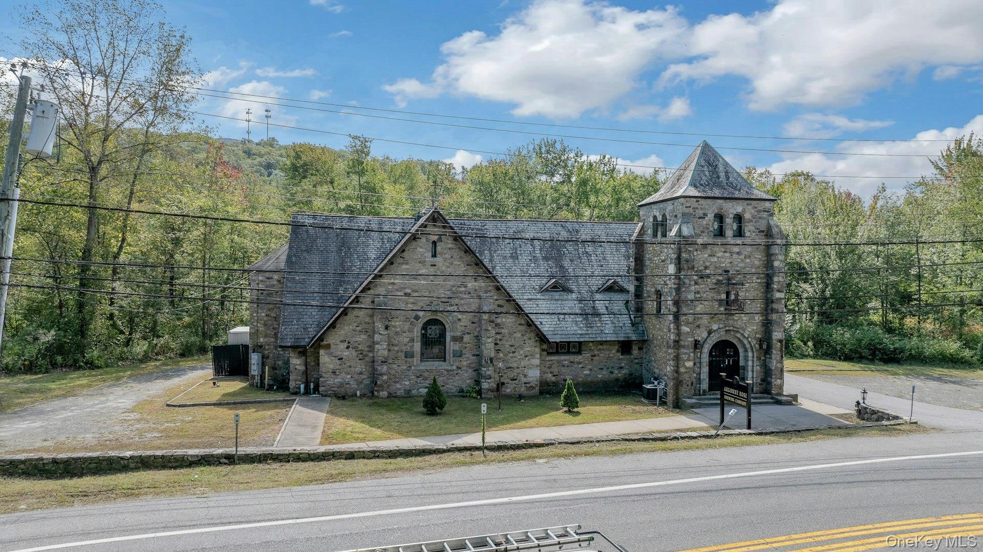 #1 photo, 1715 E Main Street, Mohegan Lake , NY 10547