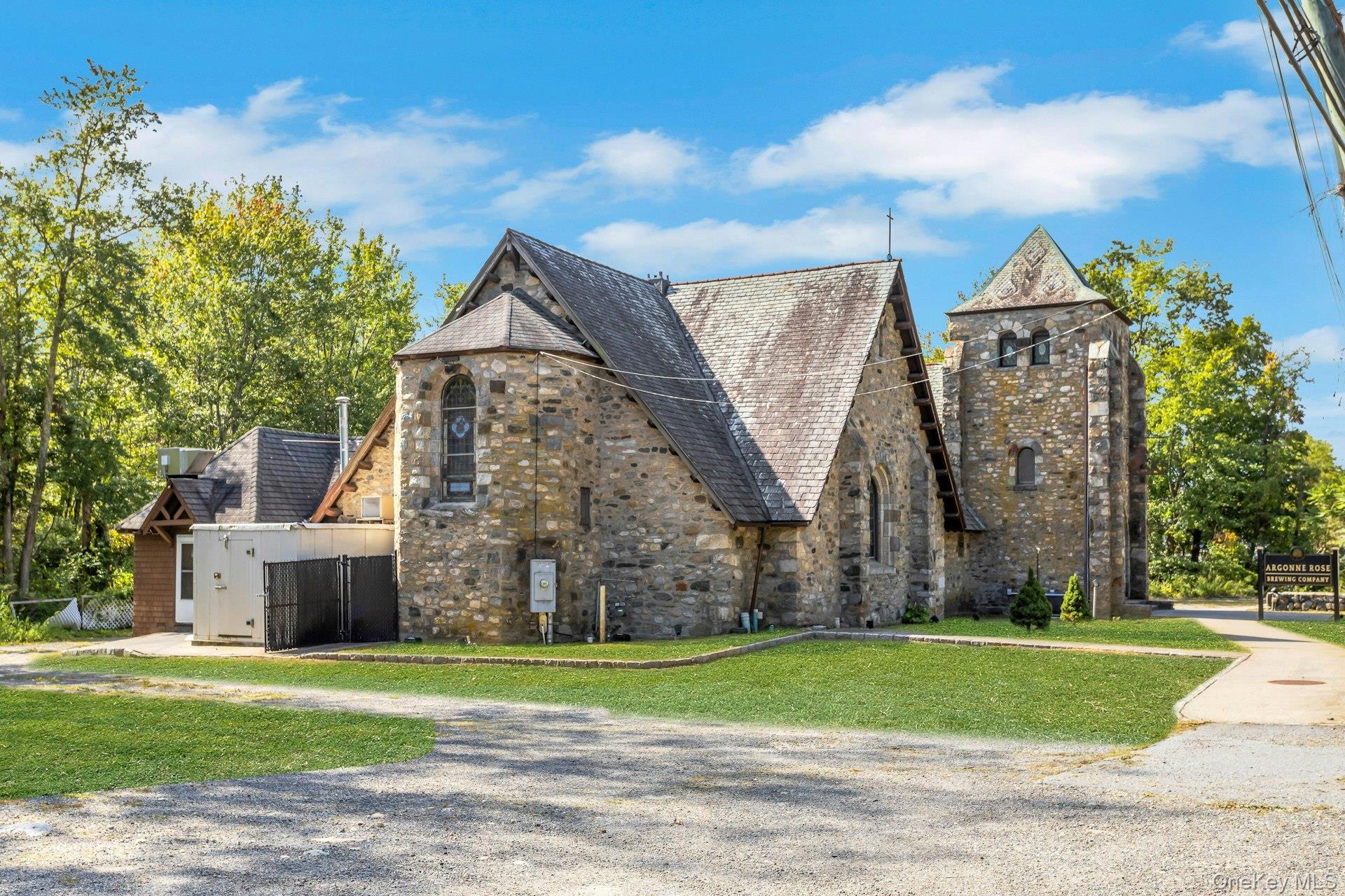 #5 photo, 1715 E Main Street, Mohegan Lake , NY 10547