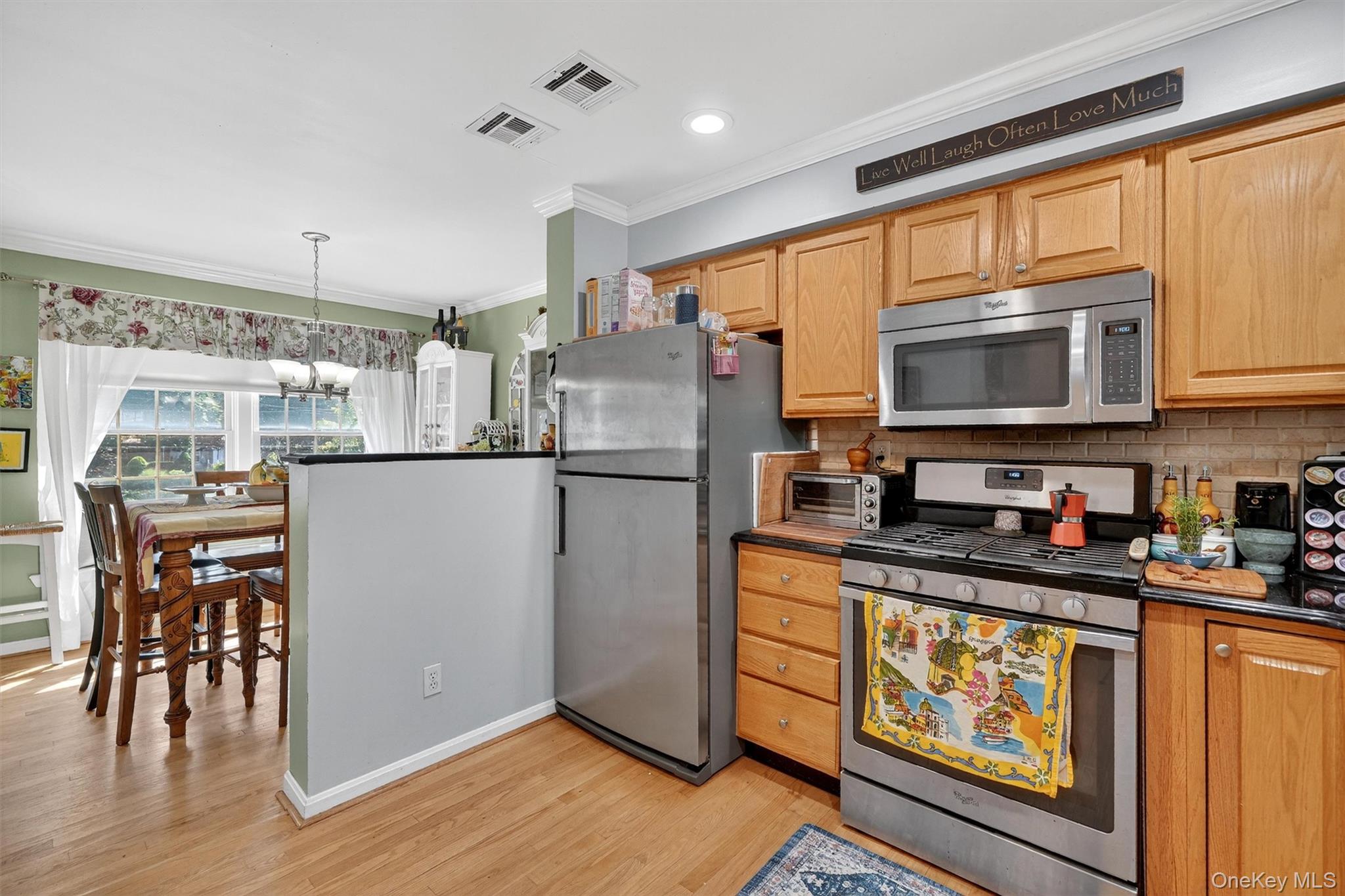 #13 photo, 647 Minnieford Avenue, ブロンクス区 Bronx , NY 10464