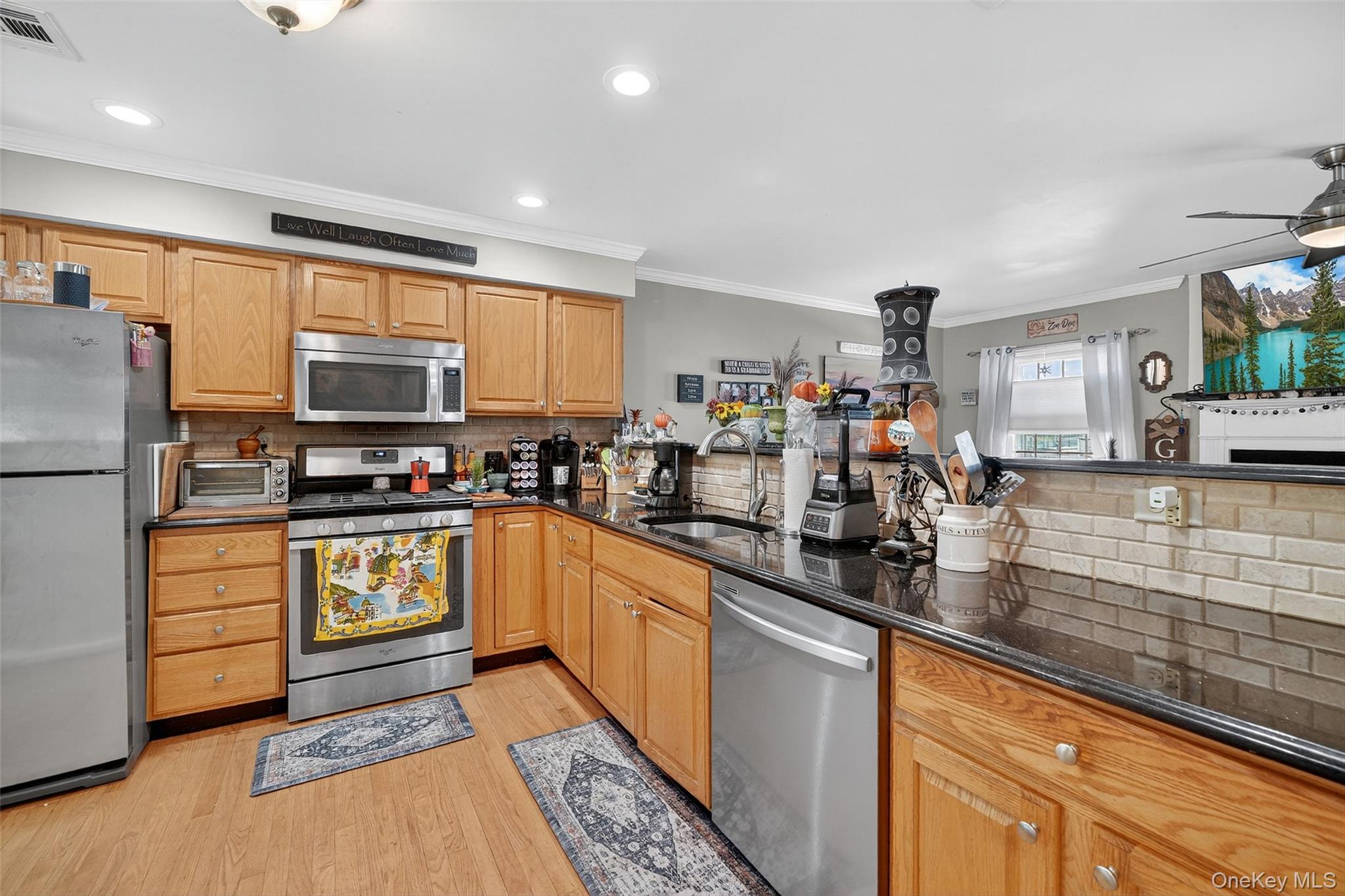 #15 photo, 647 Minnieford Avenue, ブロンクス区 Bronx , NY 10464