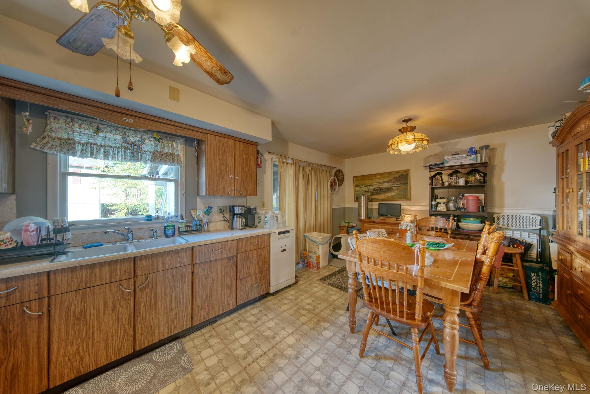 #19 photo, 146-148 Charles Street, Montgomery , NY 12549