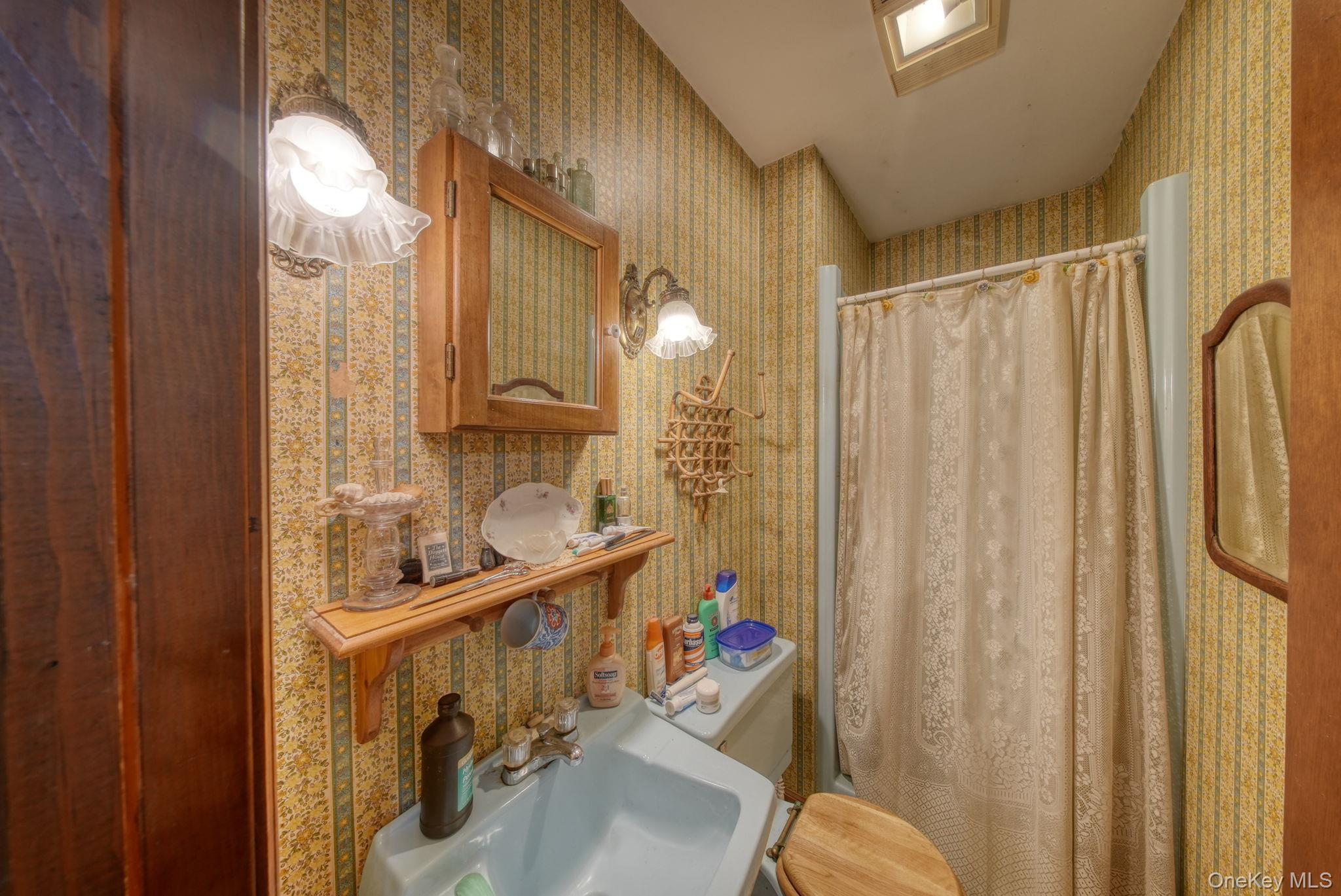 #20 photo, 128 Hall Road, Grahamsville , NY 12740