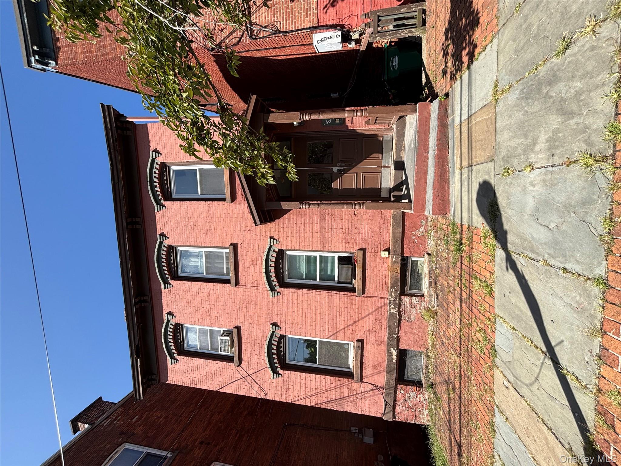 #1 photo, 185 Union Street, Poughkeepsie , NY 12601