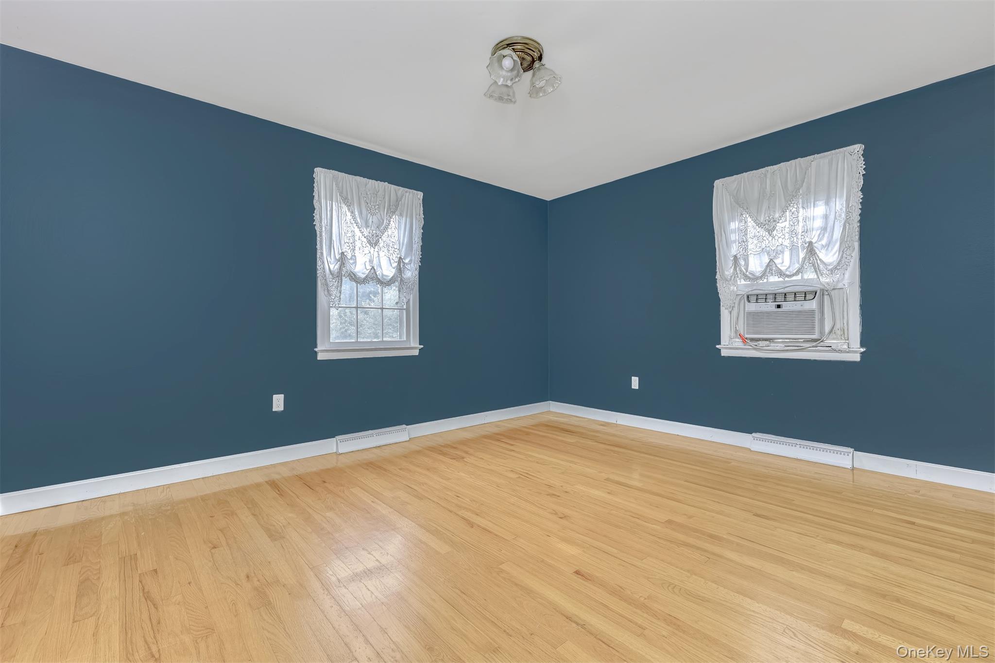 #16 photo, 14 Church Road, Airmont , NY 10901