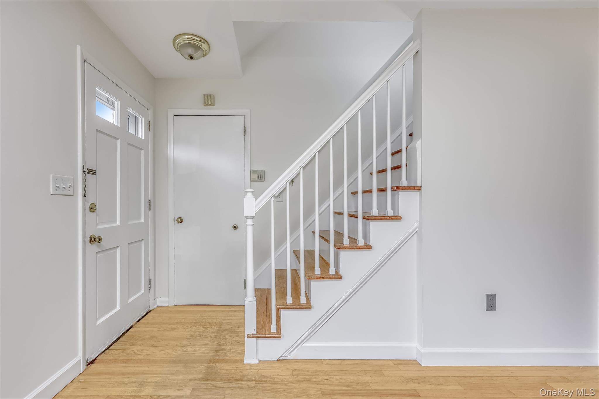 #18 photo, 14 Church Road, Airmont , NY 10901