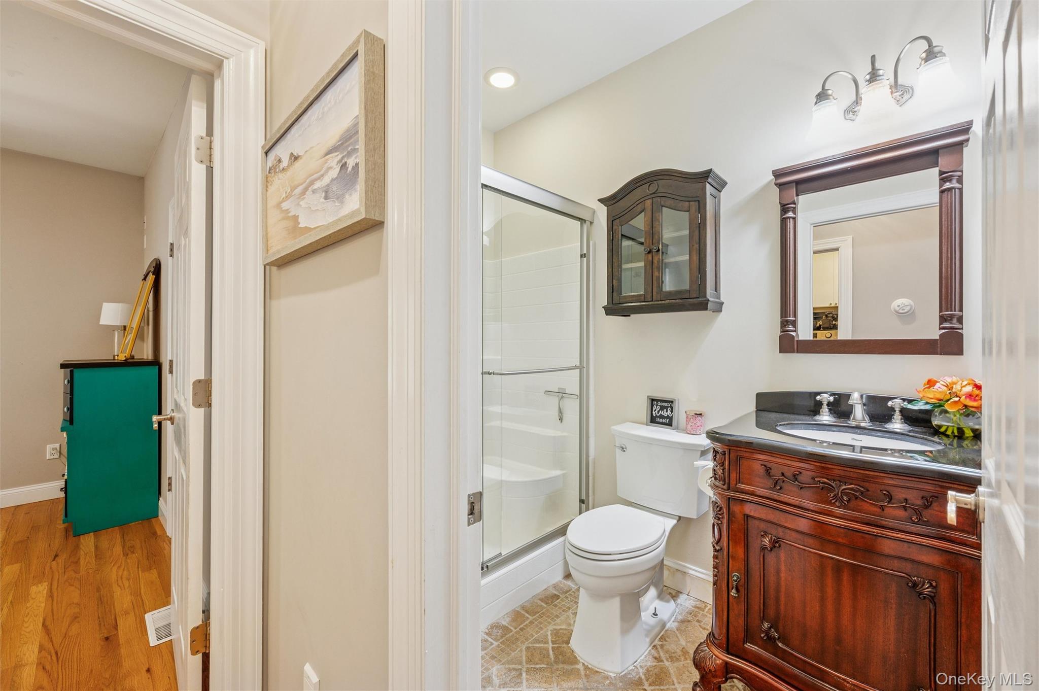 #16 photo, 154 Kristine Estate (Montauk Hwy) Highway, サフォーク郡 East Moriches , NY 11940