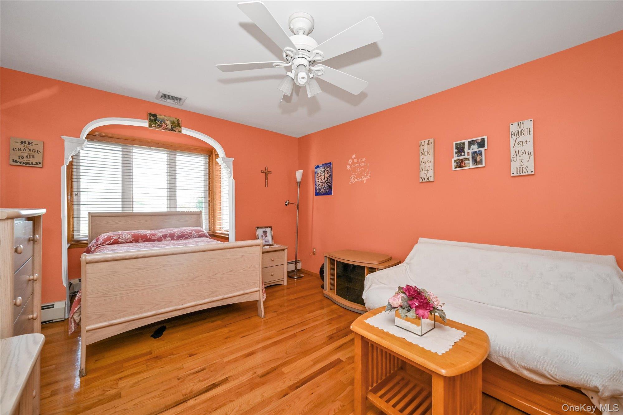 #10 photo, 14915 11th Avenue, Whitestone , NY 11357