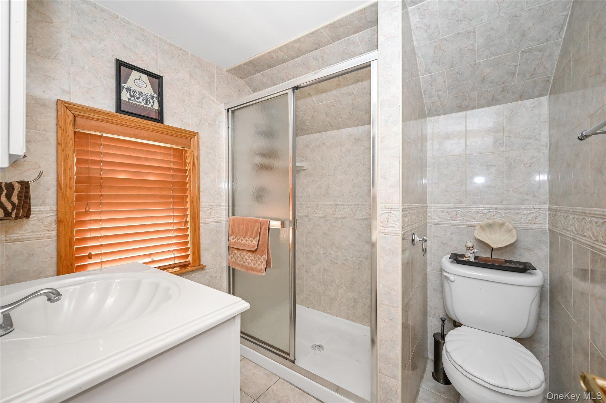 #16 photo, 14915 11th Avenue, Whitestone , NY 11357