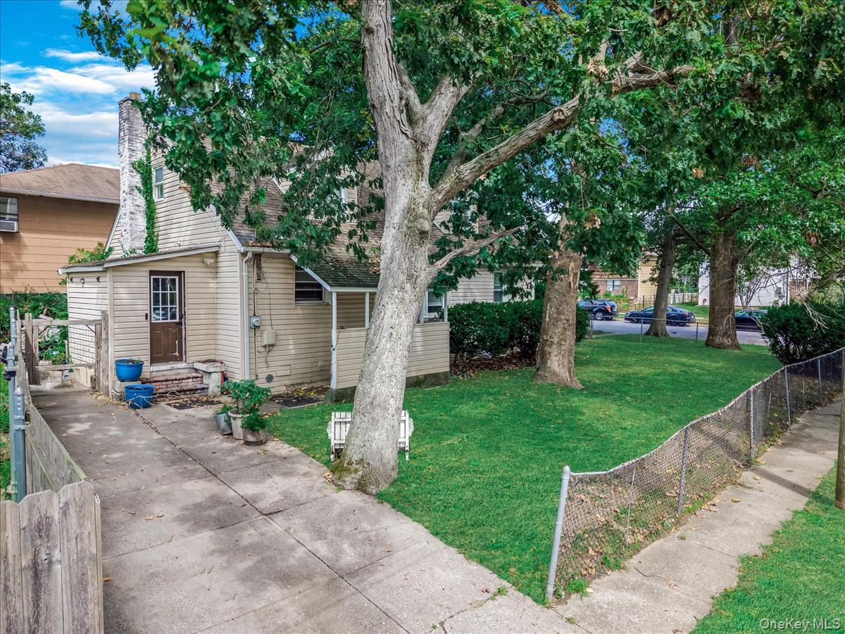 #3 photo, 362 Langdon Boulevard, Rockville Centre , NY 11570