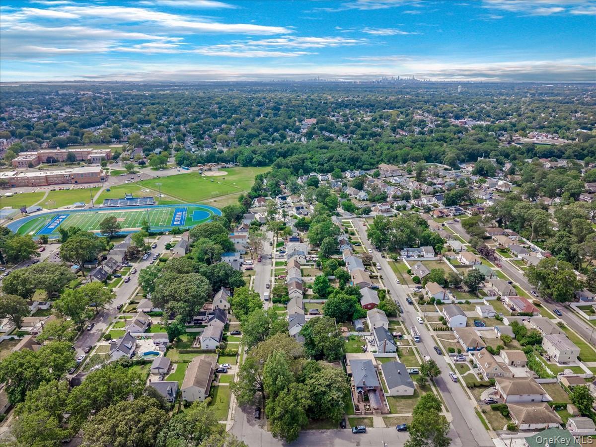 #5 photo, 362 Langdon Boulevard, Rockville Centre , NY 11570