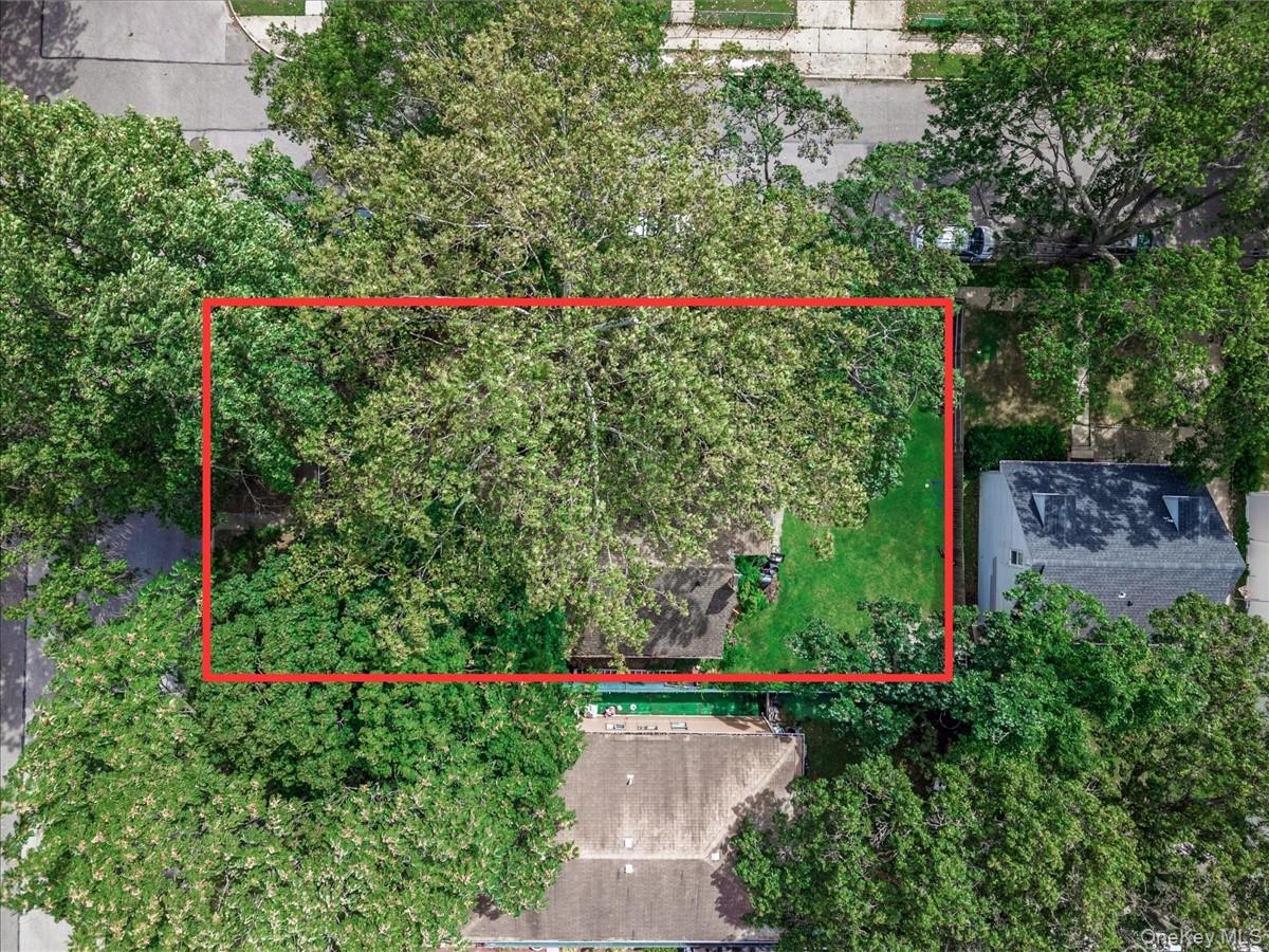 #6 photo, 362 Langdon Boulevard, Rockville Centre , NY 11570