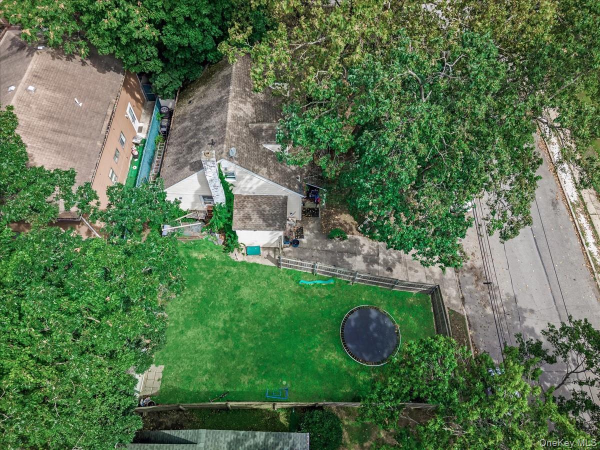 #7 photo, 362 Langdon Boulevard, Rockville Centre , NY 11570