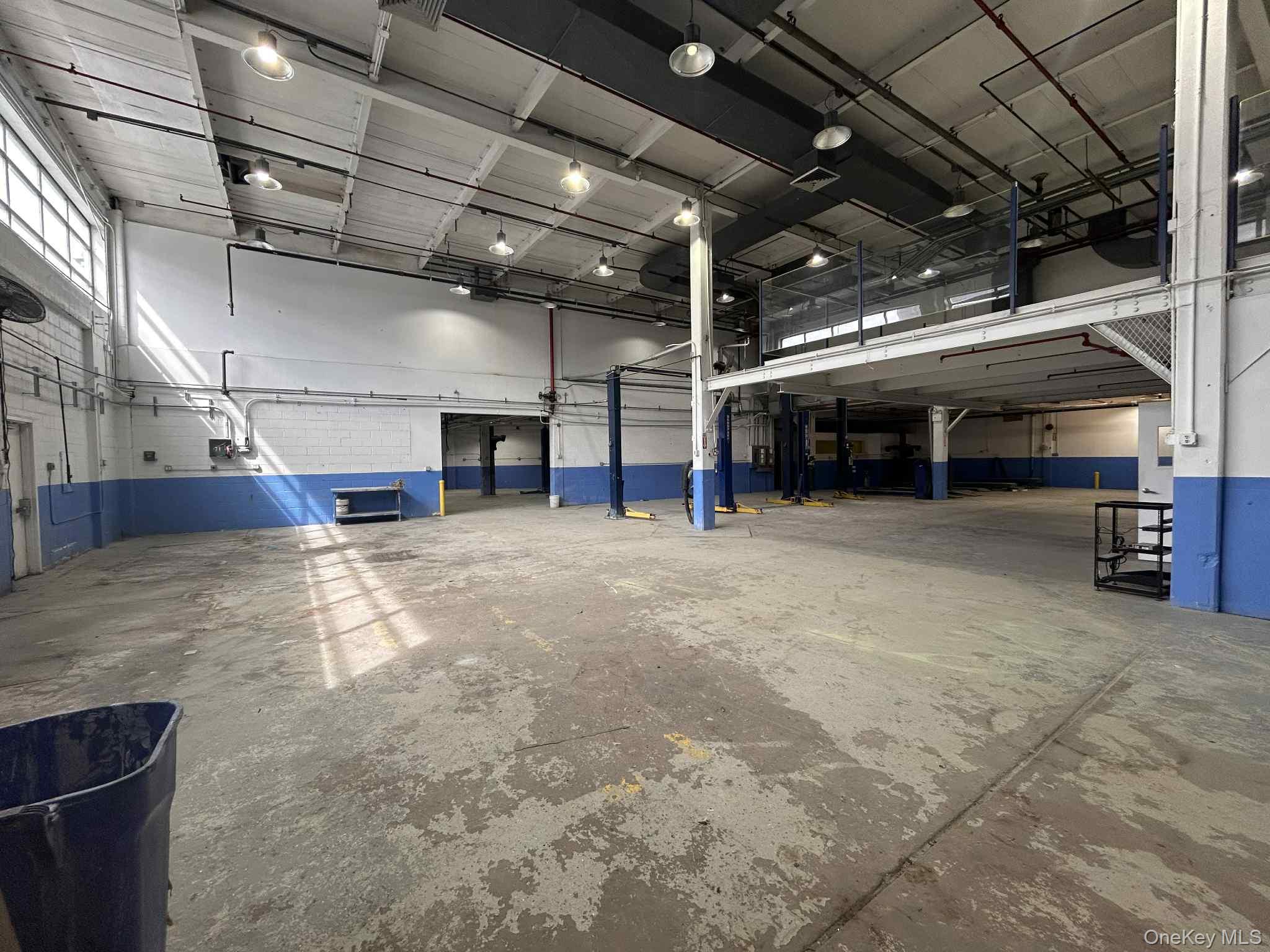 #2 photo, 3320 55th Street, クイーンズ区 Woodside , NY 11377