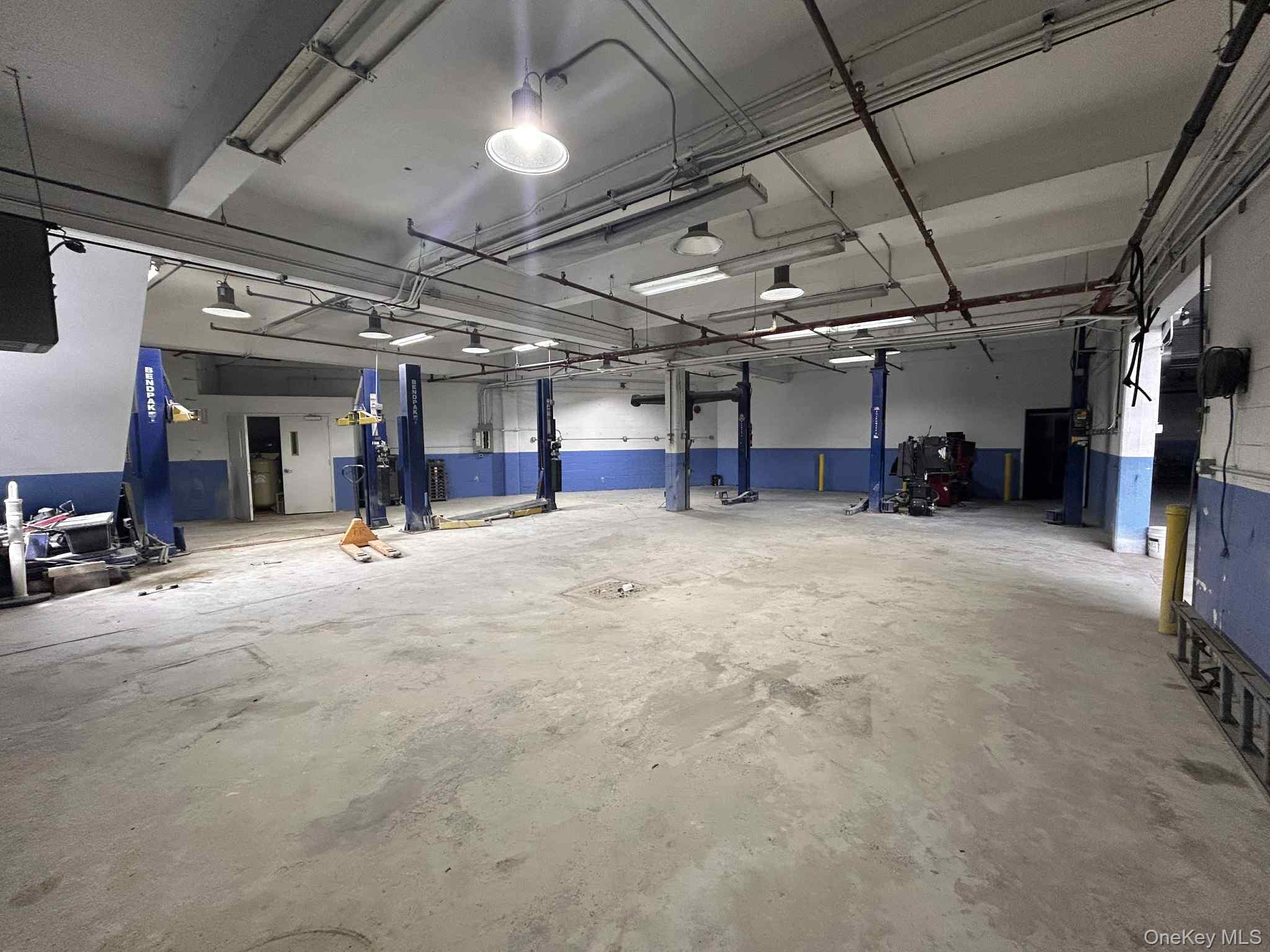 #5 photo, 3320 55th Street, クイーンズ区 Woodside , NY 11377