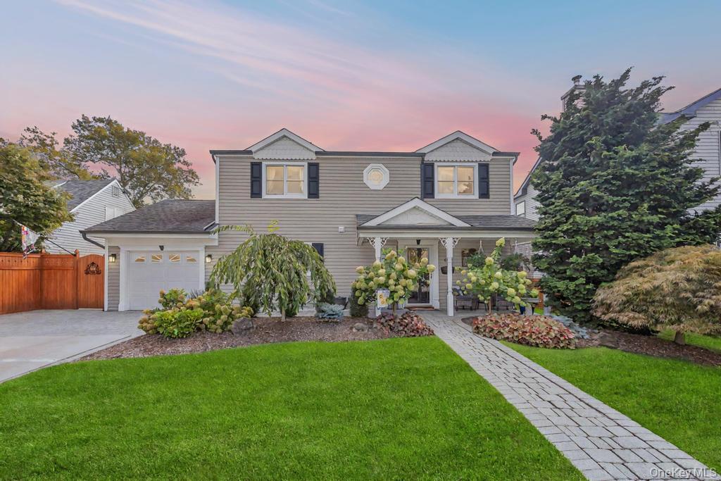 #1 photo, 47 Choir Lane, 长岛 西布雷 Westbury , NY 11590