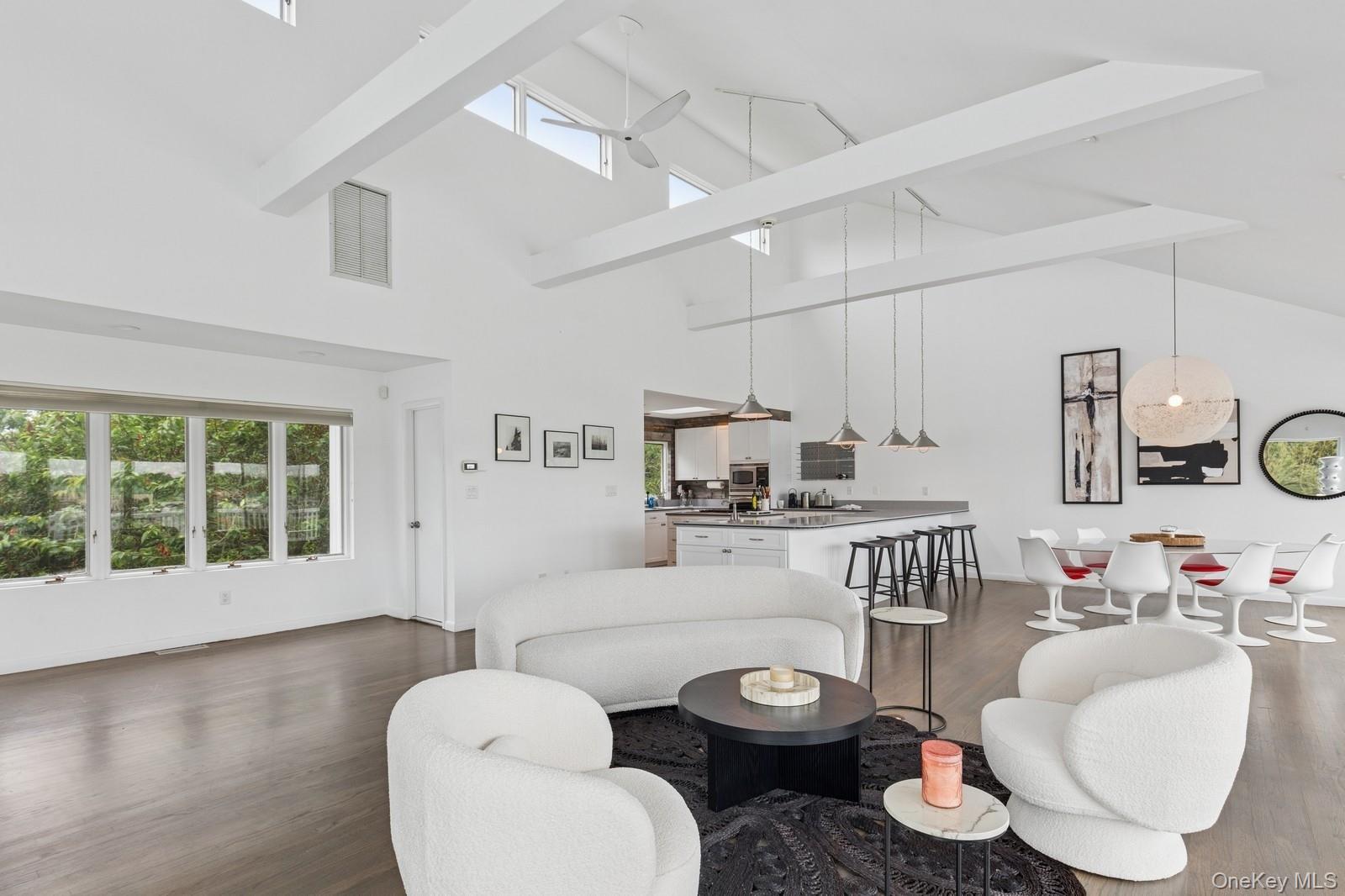 #5 photo, 333 Roe Avenue, サフォーク郡 East Patchogue , NY 11772