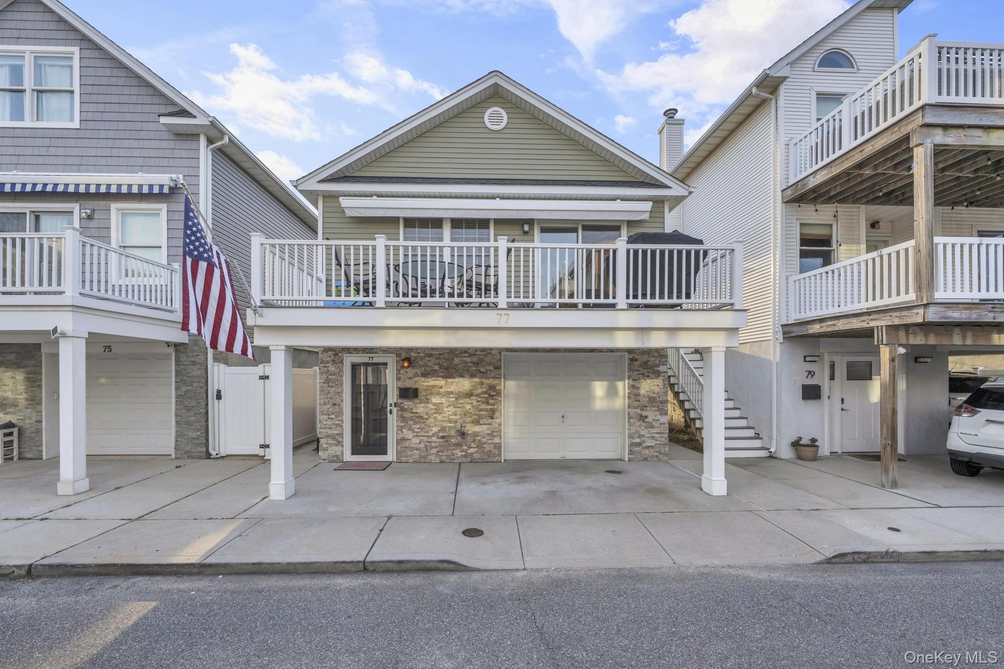 #1 photo, 77 New Hampshire Street, 长岛 长滩 Long Beach , NY 11561