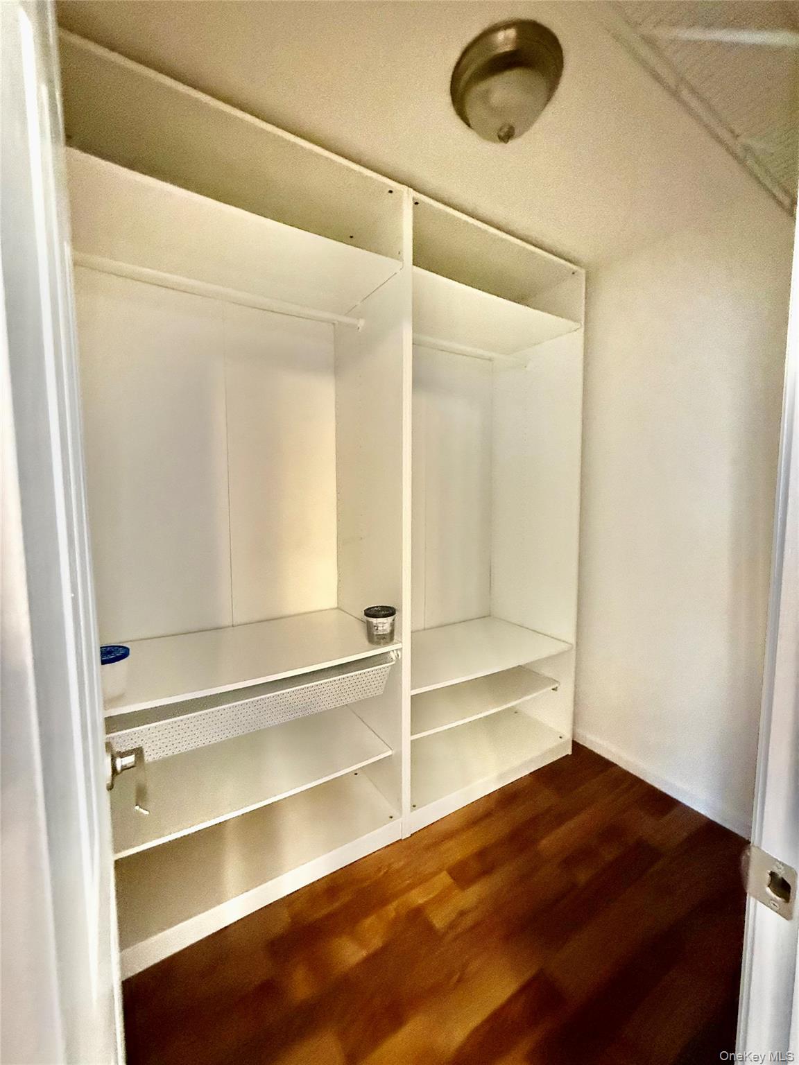 #11 photo, 14 Center Place, Staten Island , NY 10306