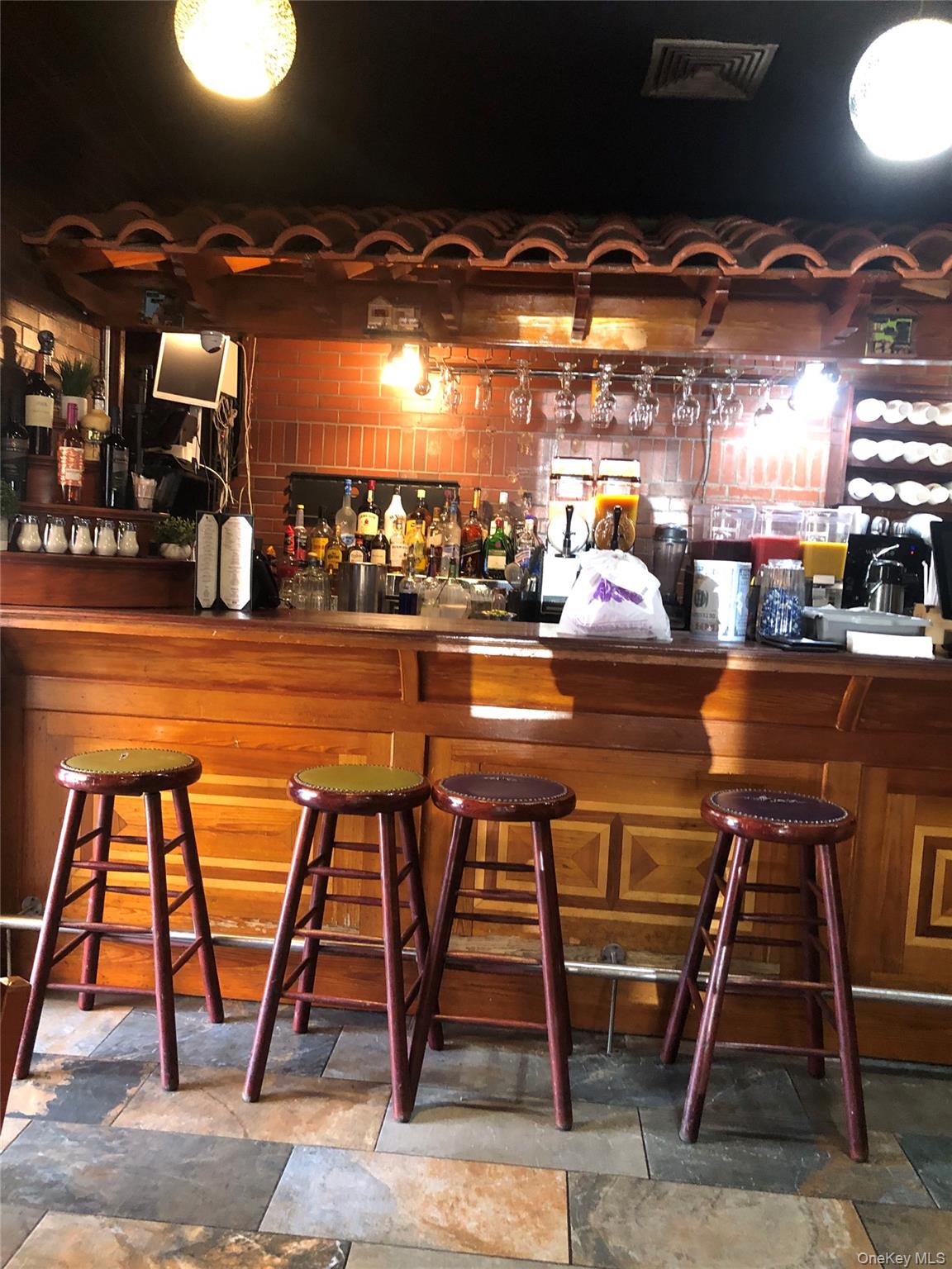 #2 photo, 67-22 Roosevelt Avenue, Woodside , NY 11377