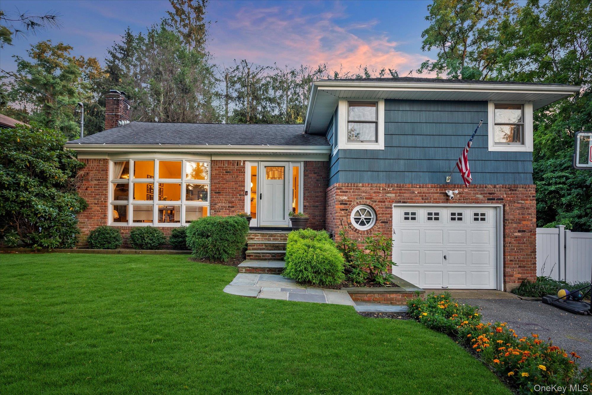 #1 photo, 1A Agnes Street, Oyster Bay , NY 11771