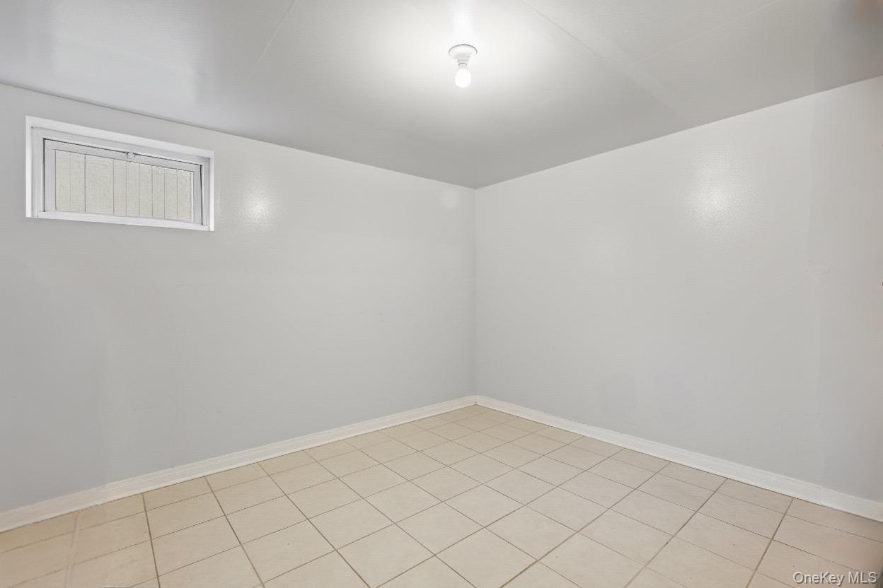 #10 photo, 18 halsey Street, Freeport , NY 11520