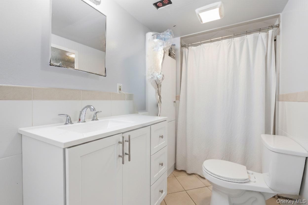 #11 photo, 18 halsey Street, Freeport , NY 11520