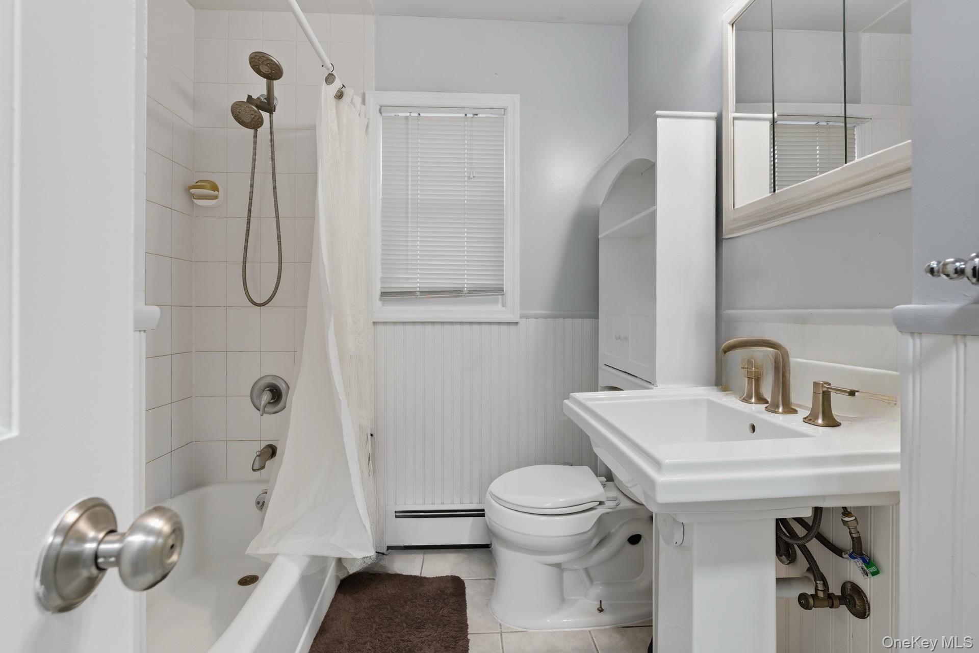 #12 photo, 18 halsey Street, Freeport , NY 11520