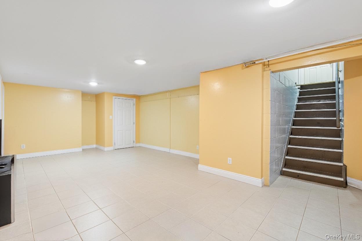 #8 photo, 18 halsey Street, Freeport , NY 11520