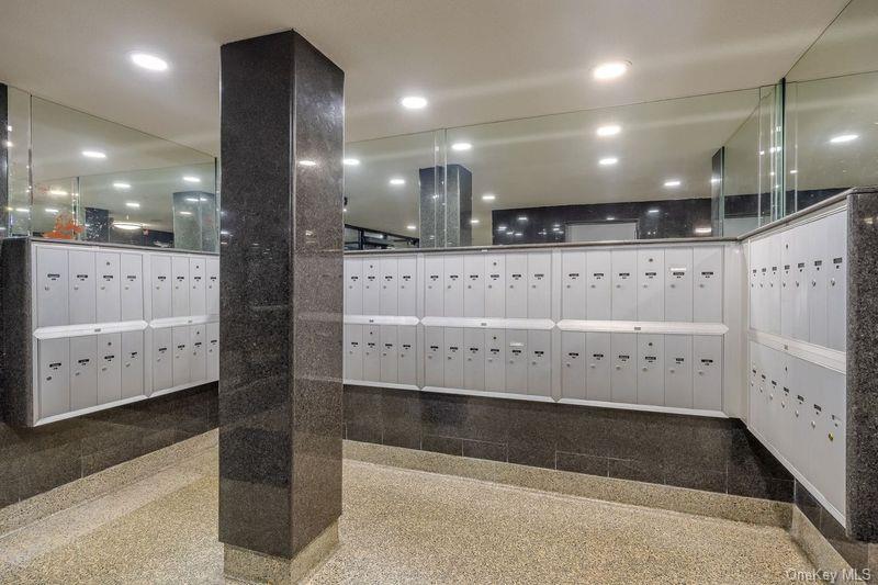 #8 photo, 88-25 155 Avenue, Howard Beach , NY 11414